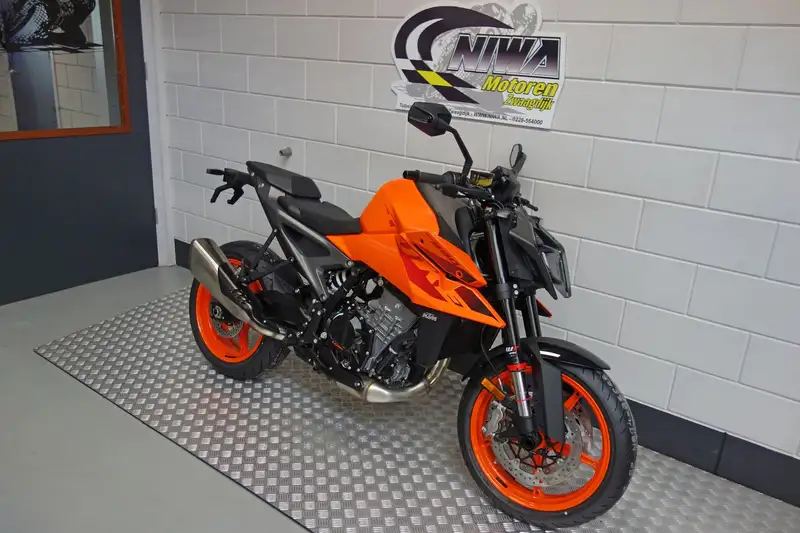 KTM 990 Duke - foto 3