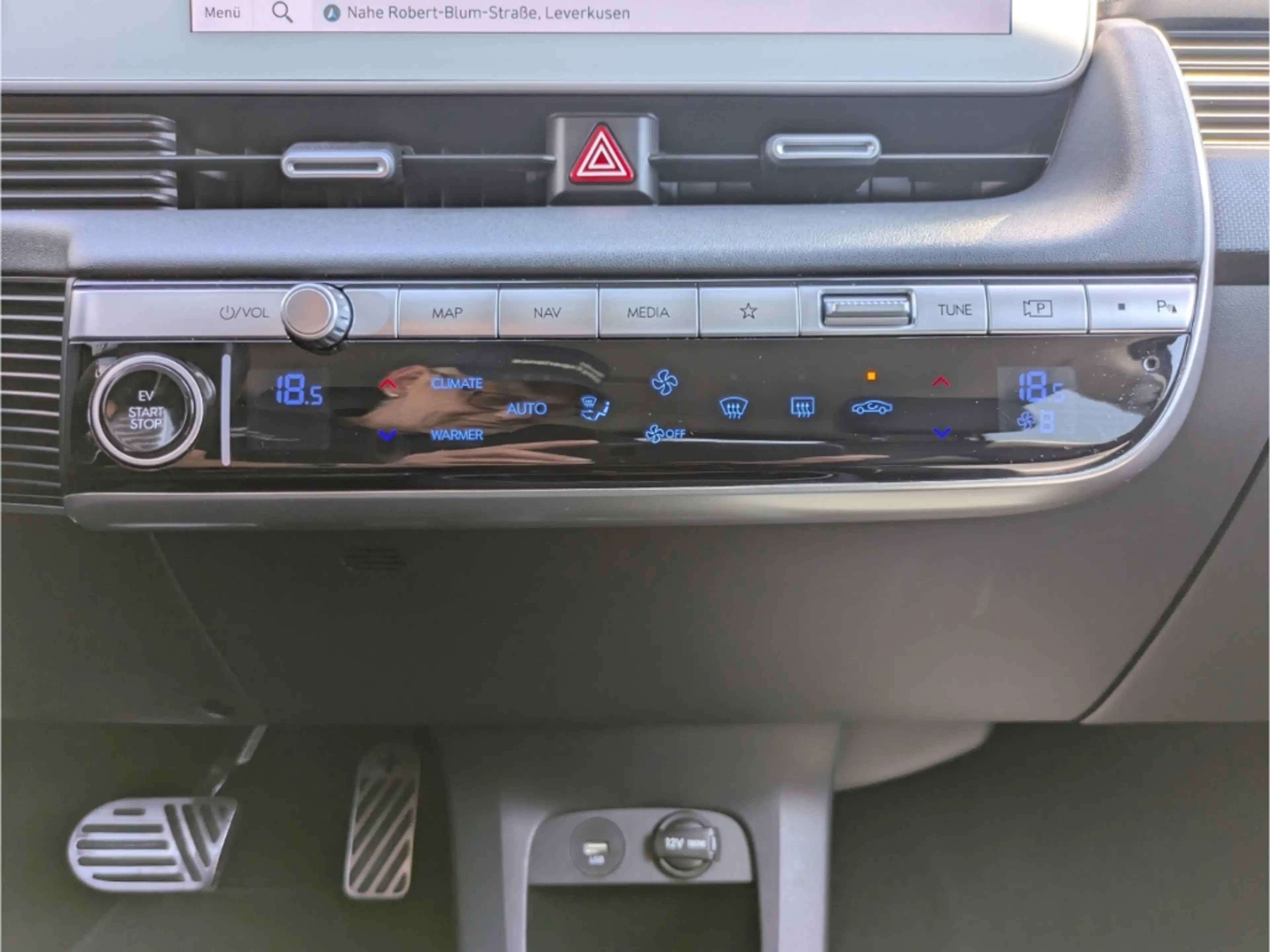 Hyundai IONIQ 5 Uniq HUD Navi Leder Digitales Cockpit Soundsystem — photo 15