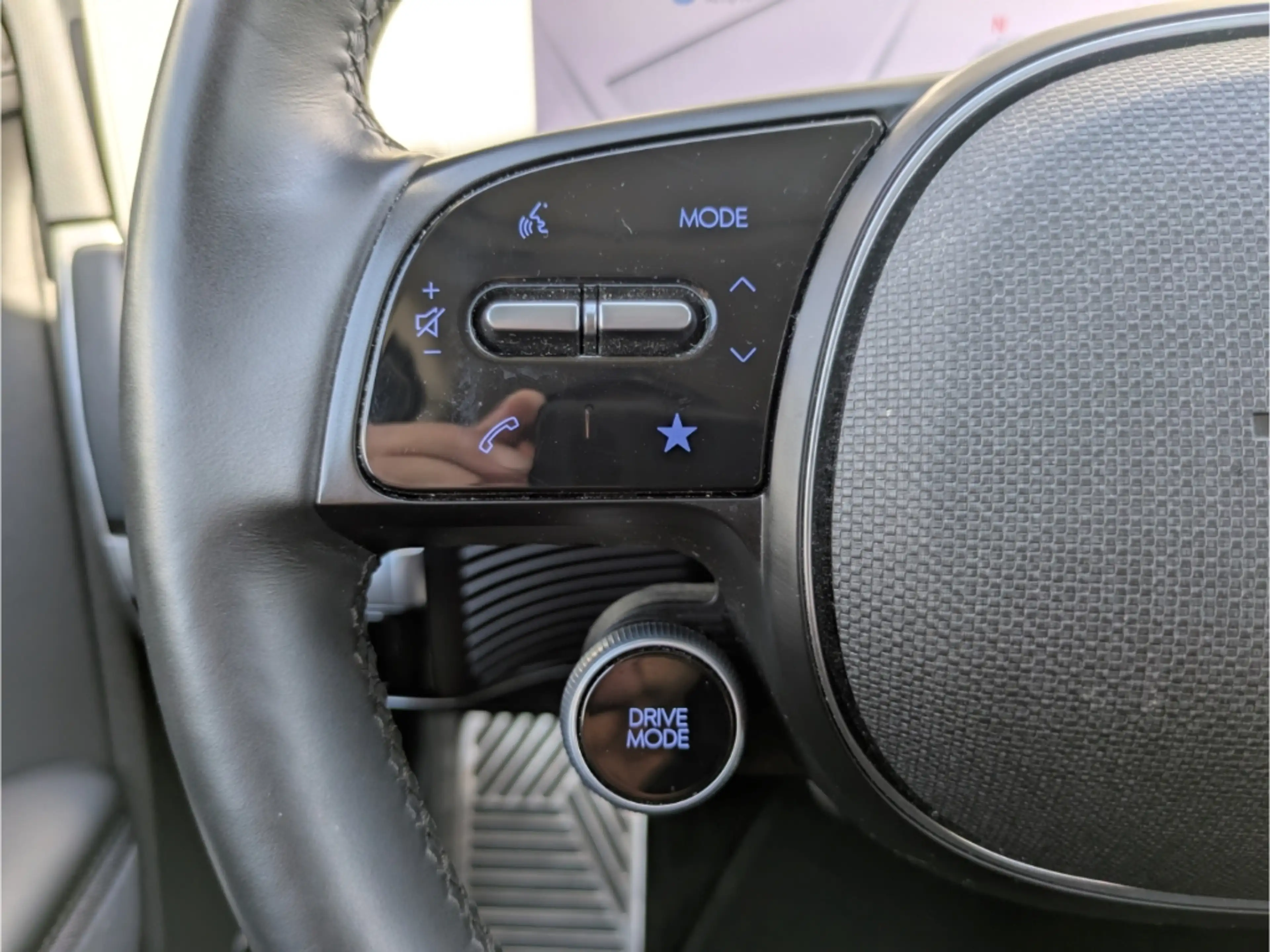 Hyundai IONIQ 5 Uniq HUD Navi Leder Digitales Cockpit Soundsystem — photo 9