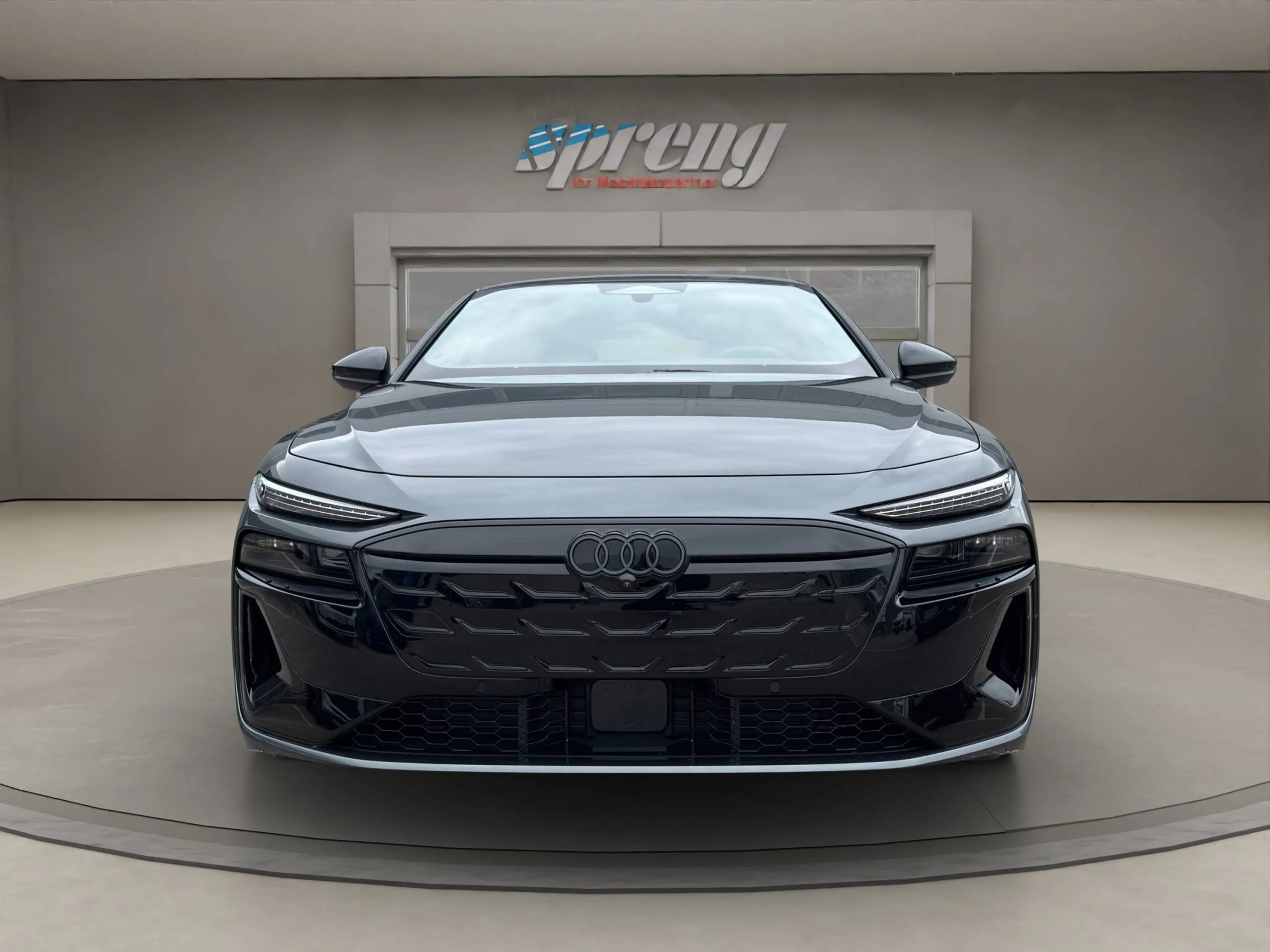 Audi A6 e-tron Avant quattro 429PS  - € 74.999,- Monatlich € 744,- — photo 2