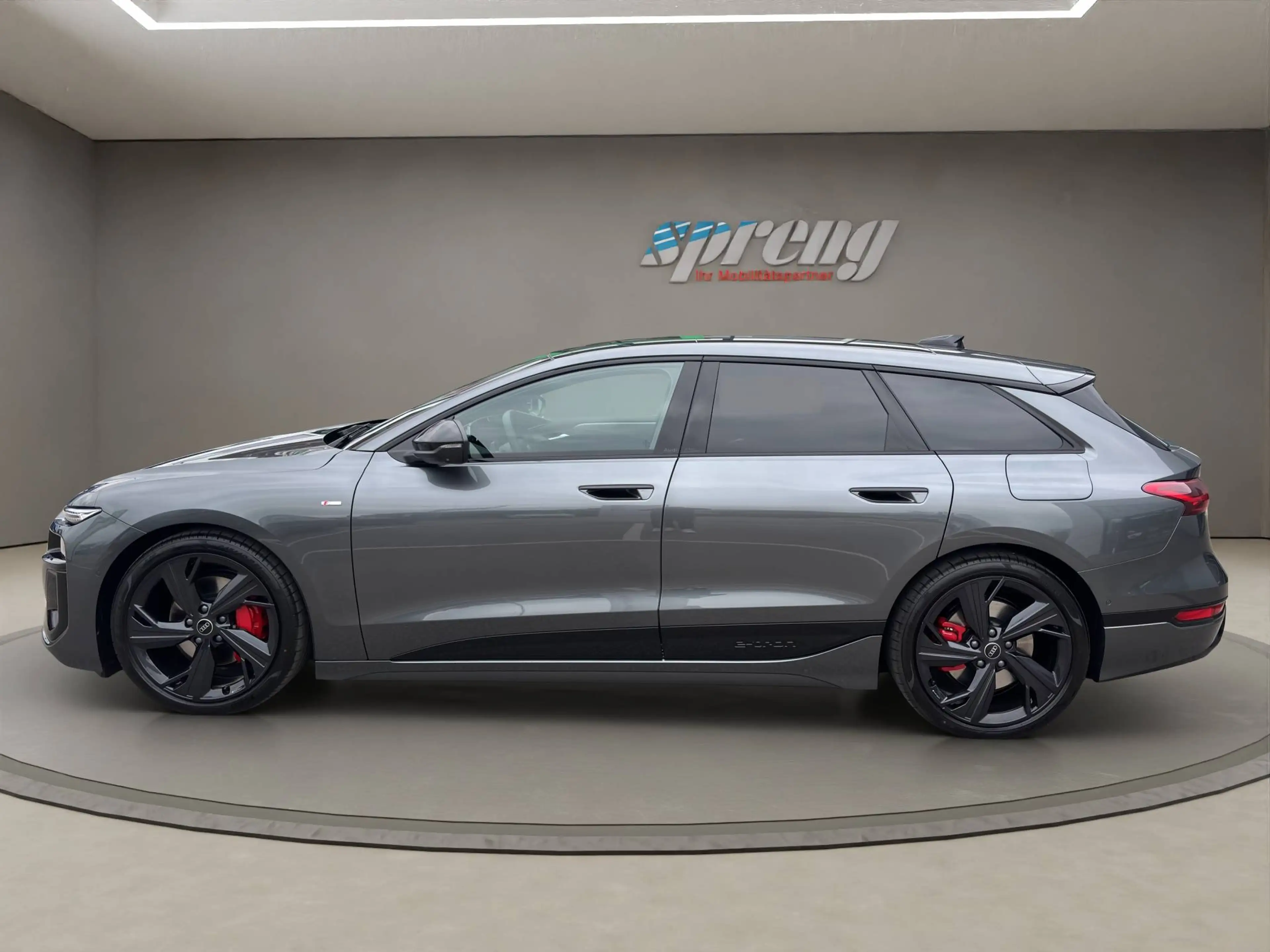 Audi A6 e-tron Avant quattro 429PS  - € 74.999,- Monatlich € 744,- — photo 8