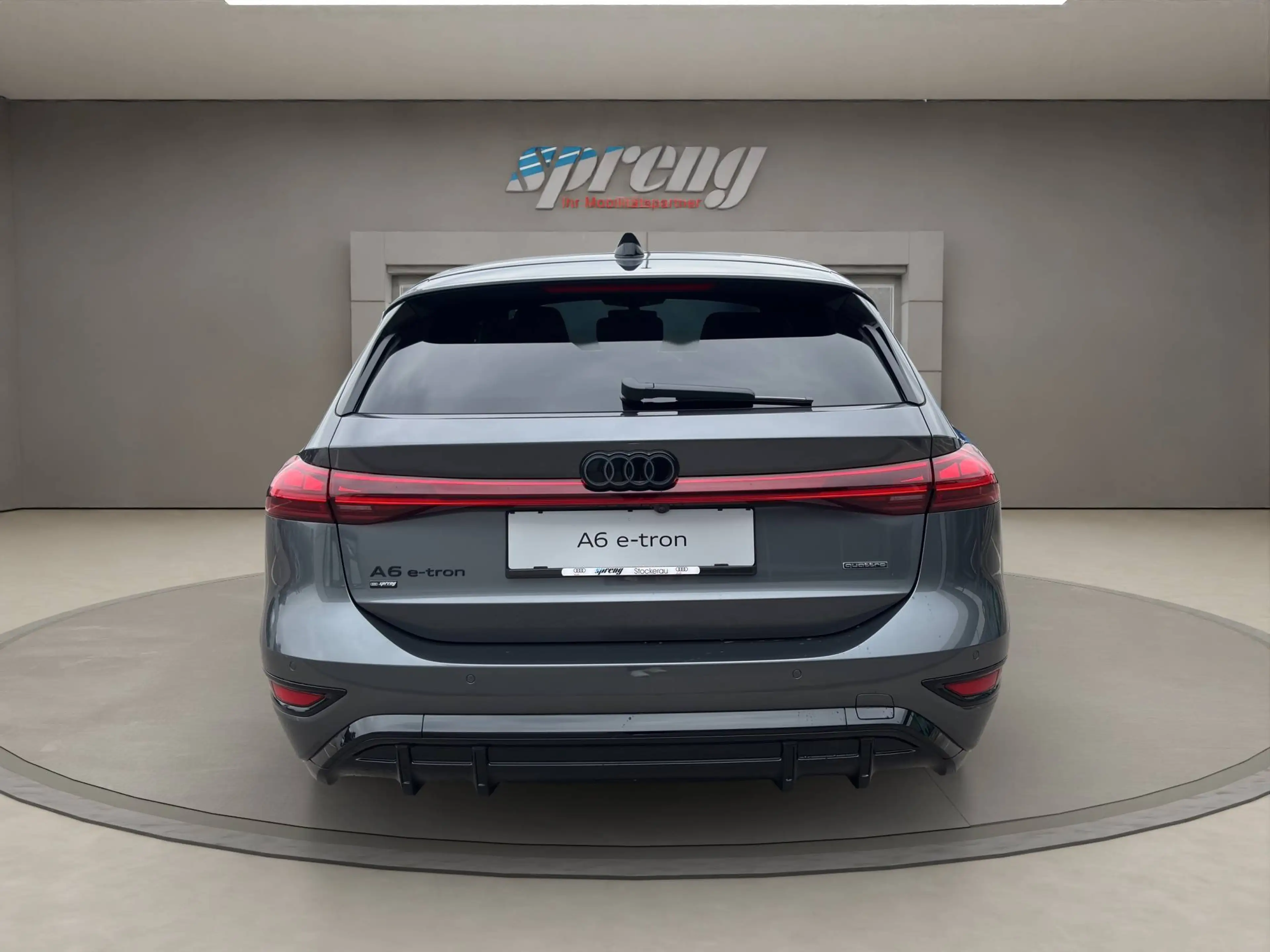 Audi A6 e-tron Avant quattro 429PS  - € 74.999,- Monatlich € 744,- — photo 6