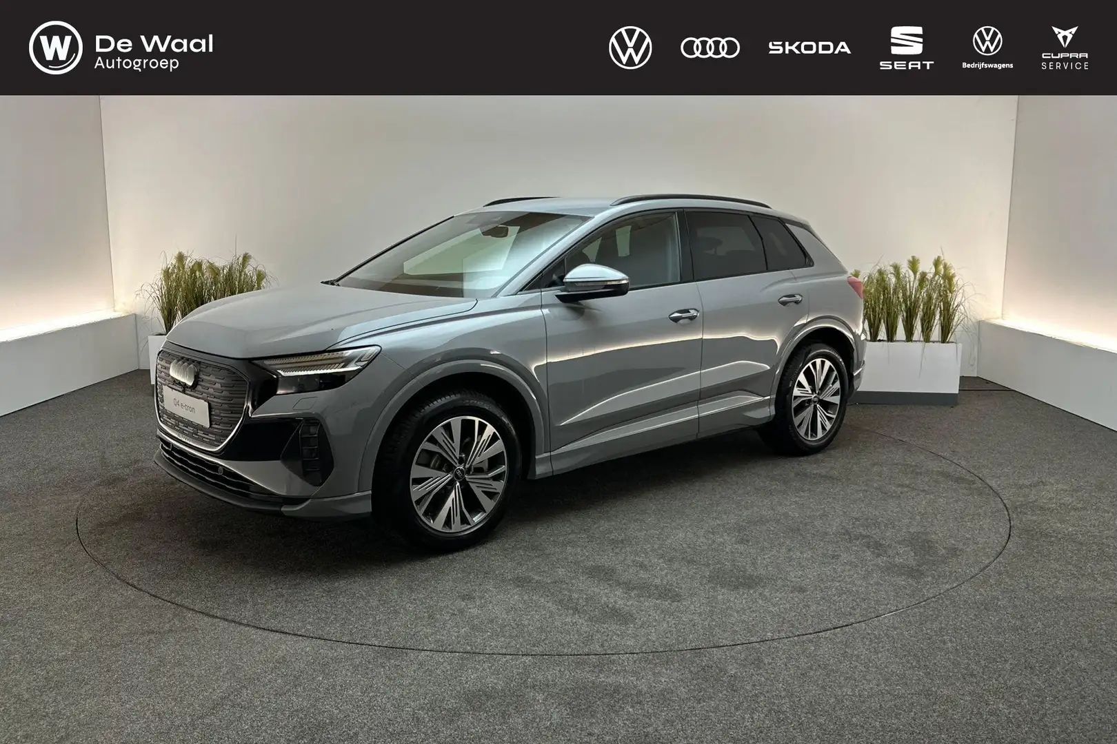 Audi Q4 e-tron 40 Advanced edition 63KWh Szary - 1