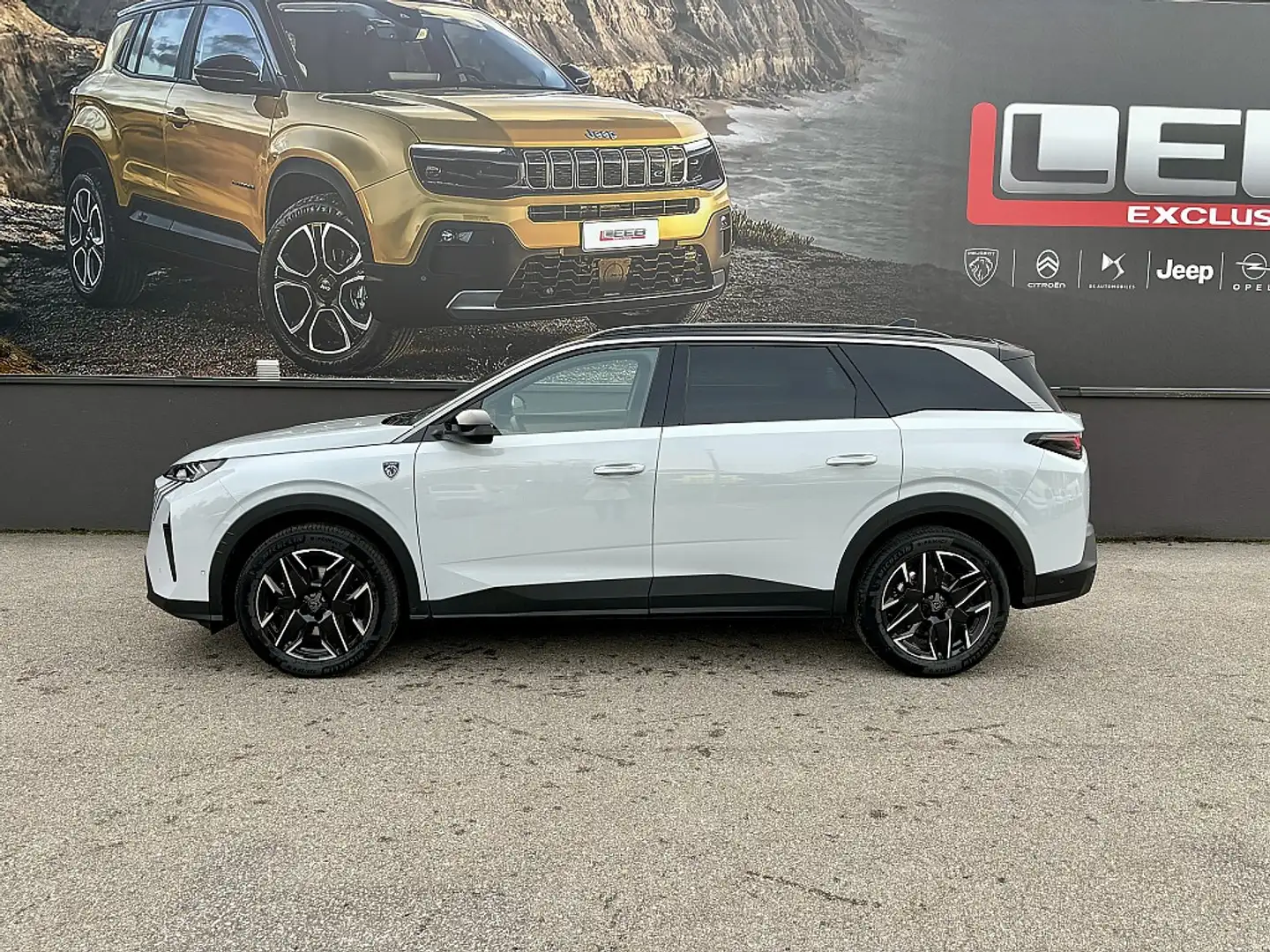 Peugeot 5008 mHEV 136 e-DCS6 GT Aut. inkl. Vision & Drive As... Weiß - 2