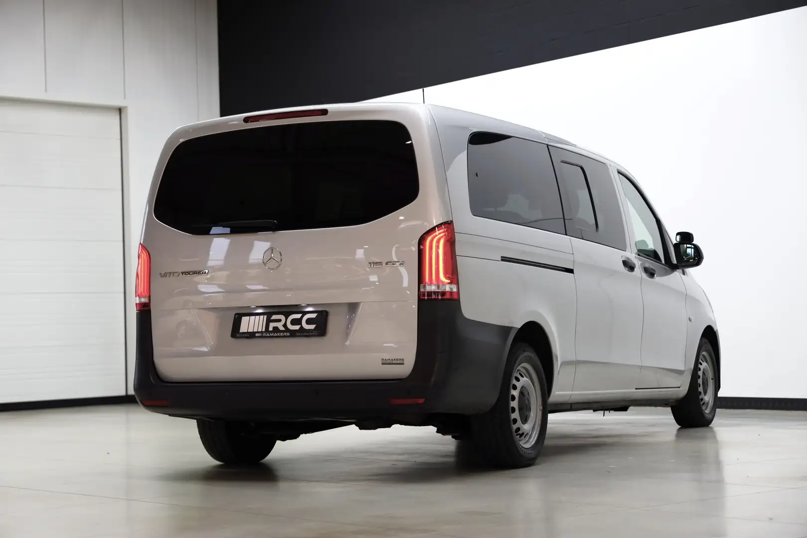 Mercedes-Benz Vito 116 CDI Tourer PRO Minibus Automaat-9G Camera Argent - 2