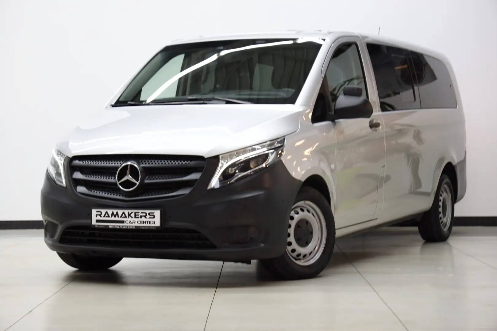 Mercedes-Benz Vito 116 CDI Tourer PRO Minibus Automaat-9G Camera Argent - 1