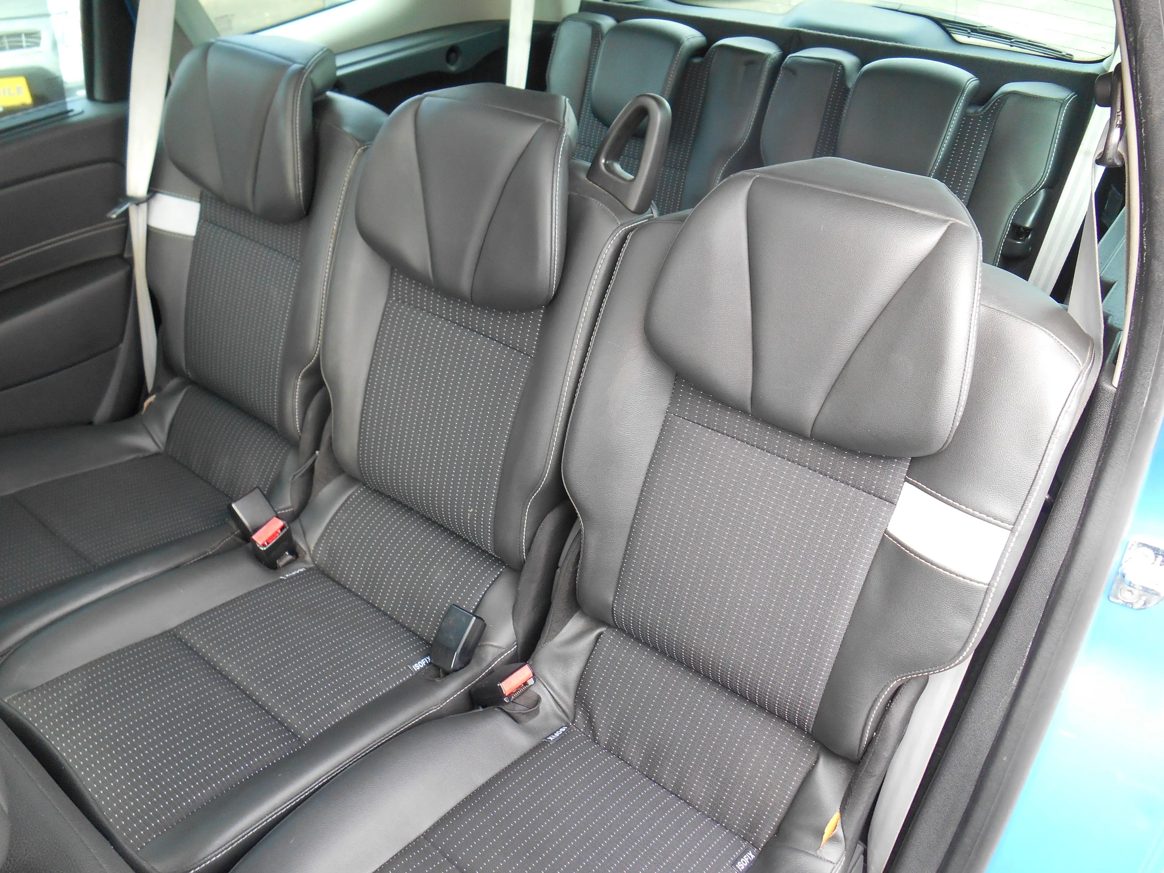 Renault Scenic Grand BOSE Edition 7-Sitzer 1-Hand Automatik Sommer und Winterräder r — photo 10