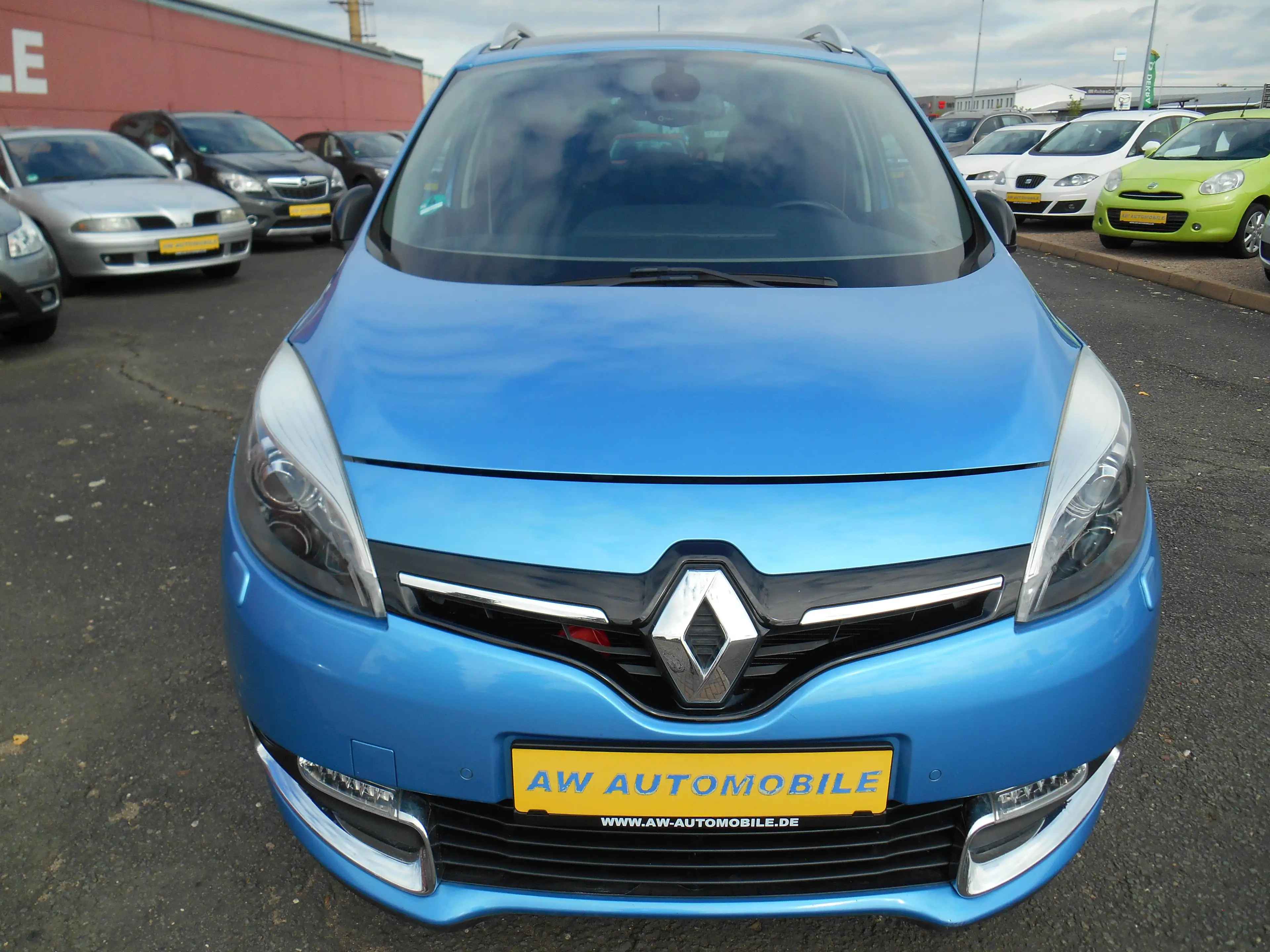 Renault Scenic Grand BOSE Edition 7-Sitzer 1-Hand Automatik Sommer und Winterräder r — photo 2
