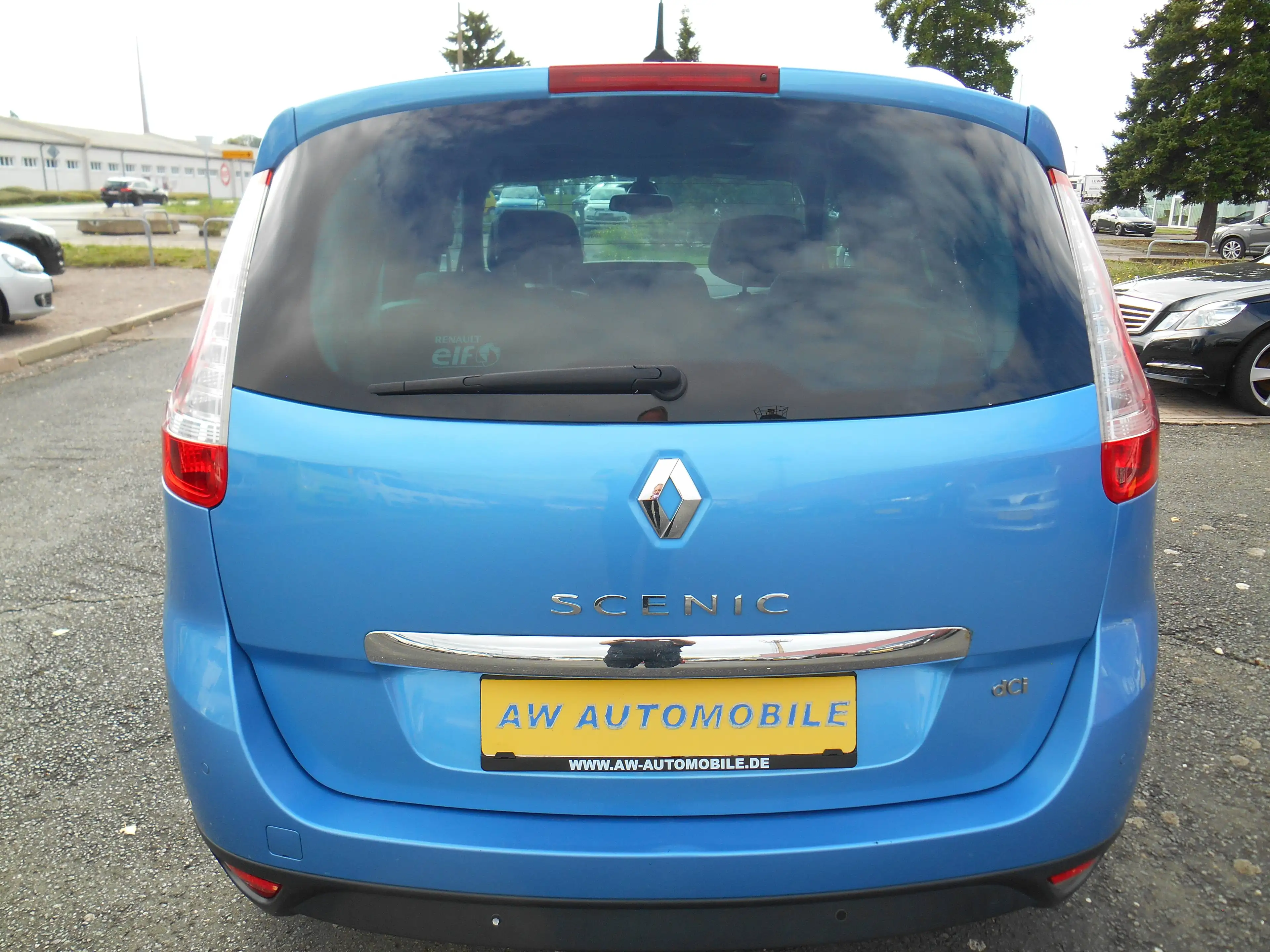 Renault Scenic Grand BOSE Edition 7-Sitzer 1-Hand Automatik Sommer und Winterräder r — photo 5