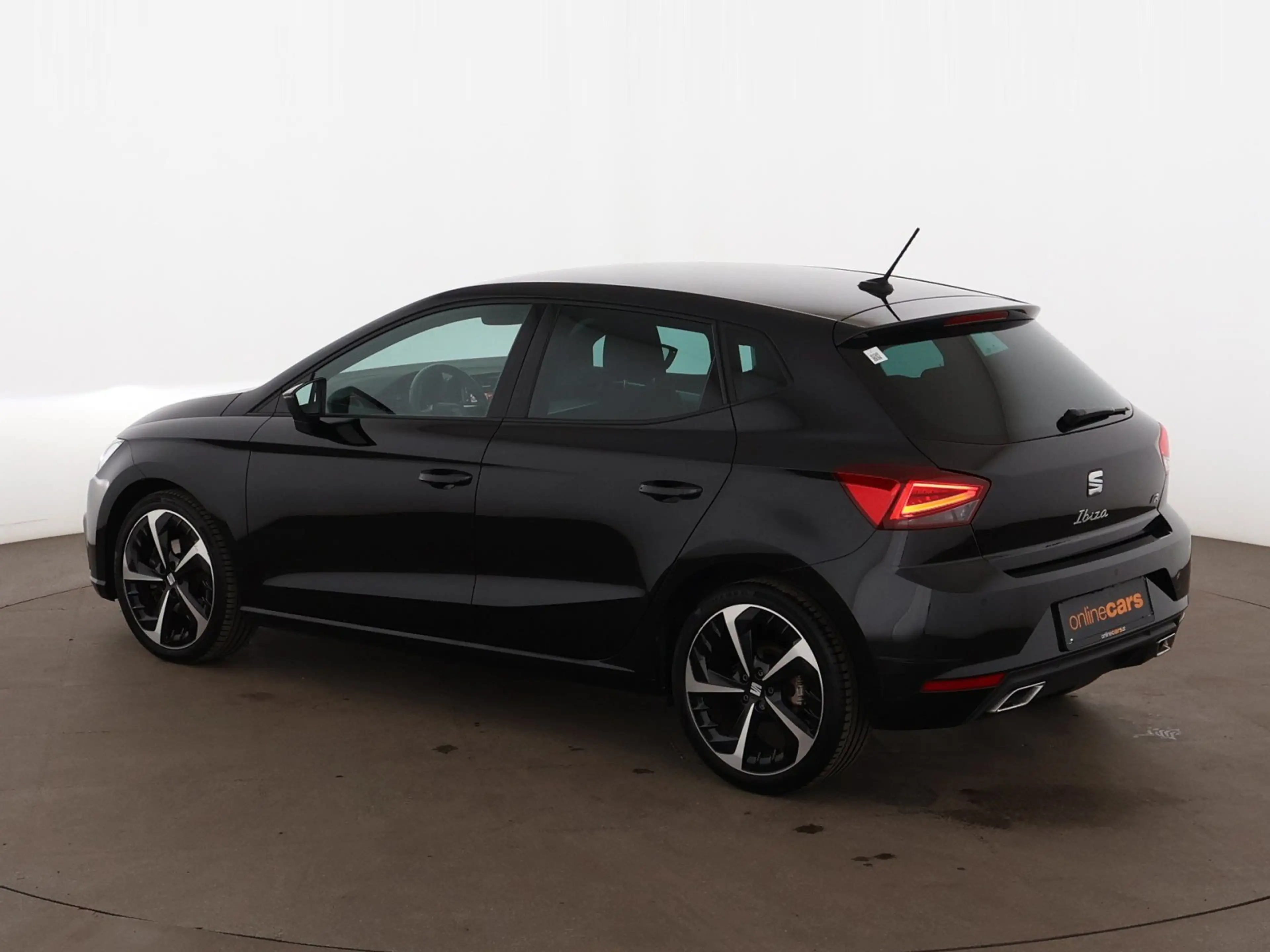 SEAT Ibiza 1.0 TSI FR Aut LED RADAR SITZHZG R-CAM TEMP — photo 6