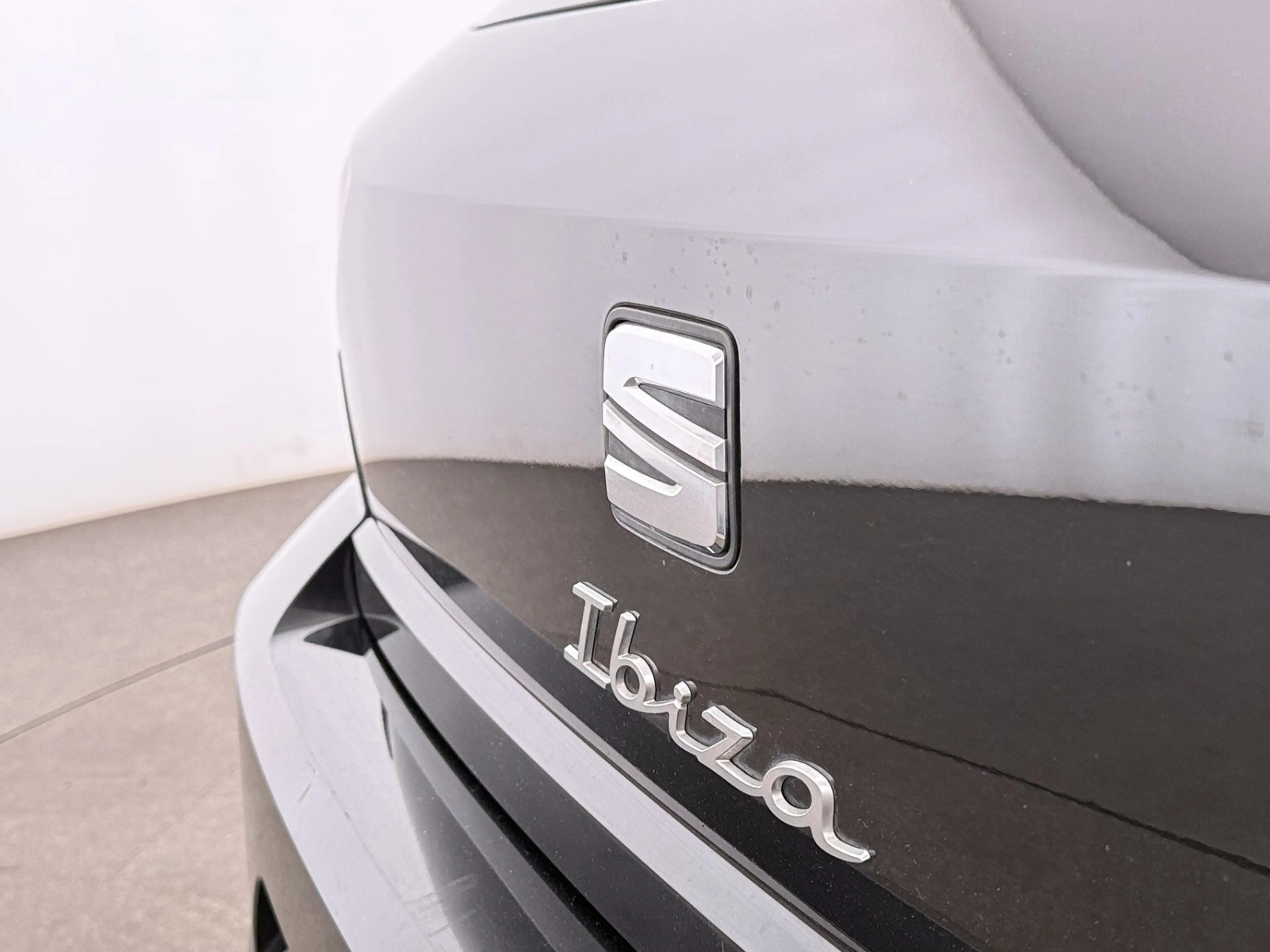 SEAT Ibiza 1.0 TSI FR Aut LED RADAR SITZHZG R-CAM TEMP — photo 10