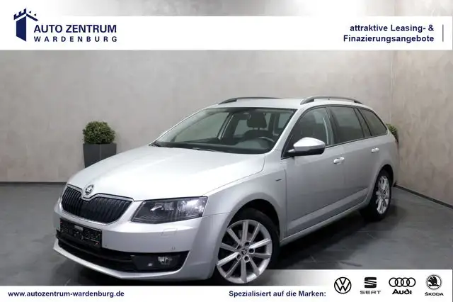 Skoda Octavia Combi 2.0 TDI Joy XENON NAVI TEILLEDER