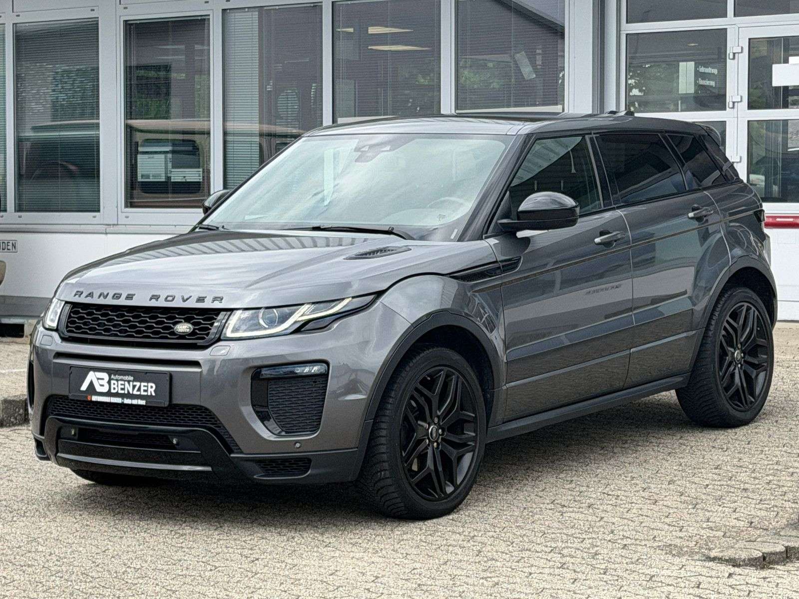 Second hand Land Rover Evoque 2.0
