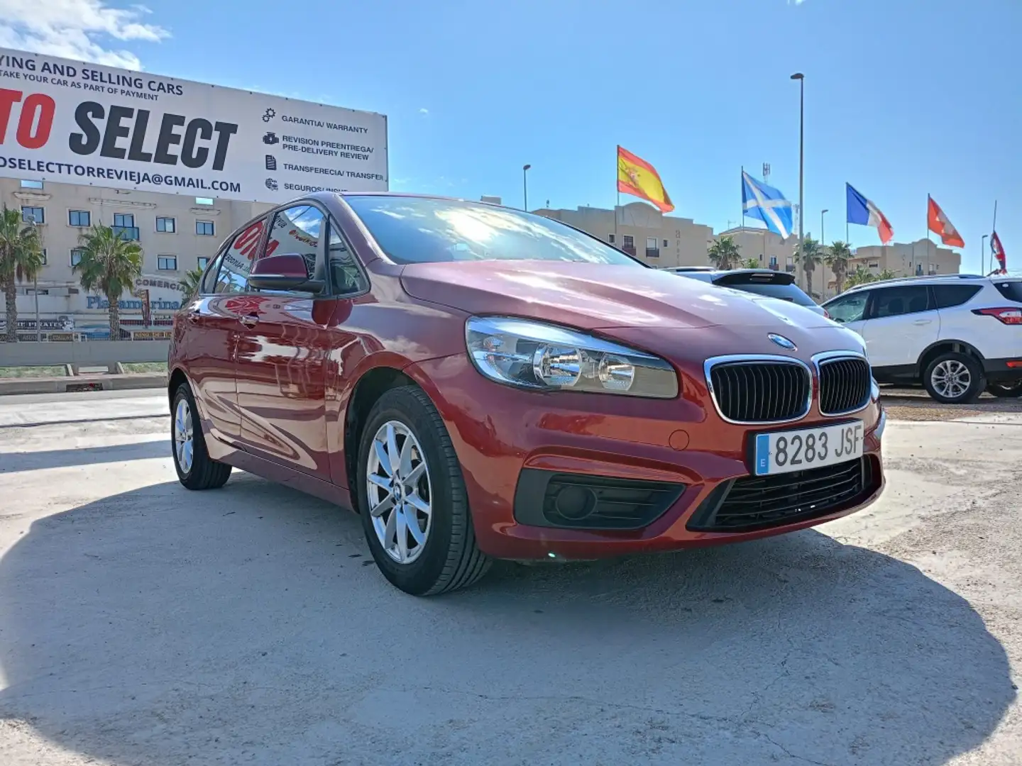 BMW 216 216d Active Tourer Rojo - 2