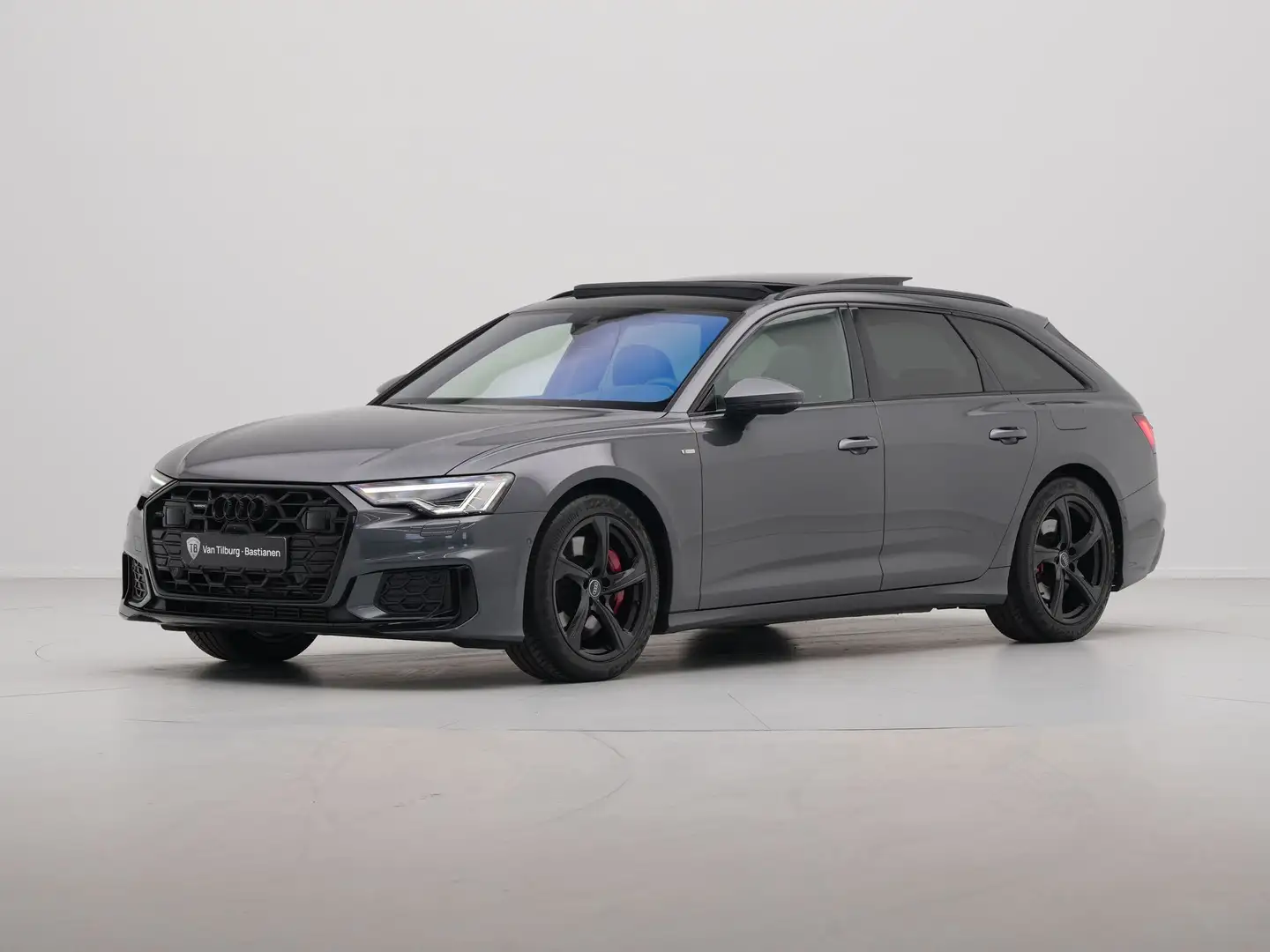 Audi A6 Avant 55 TFSI e quattro S edition Competition Pano Grijs - 2