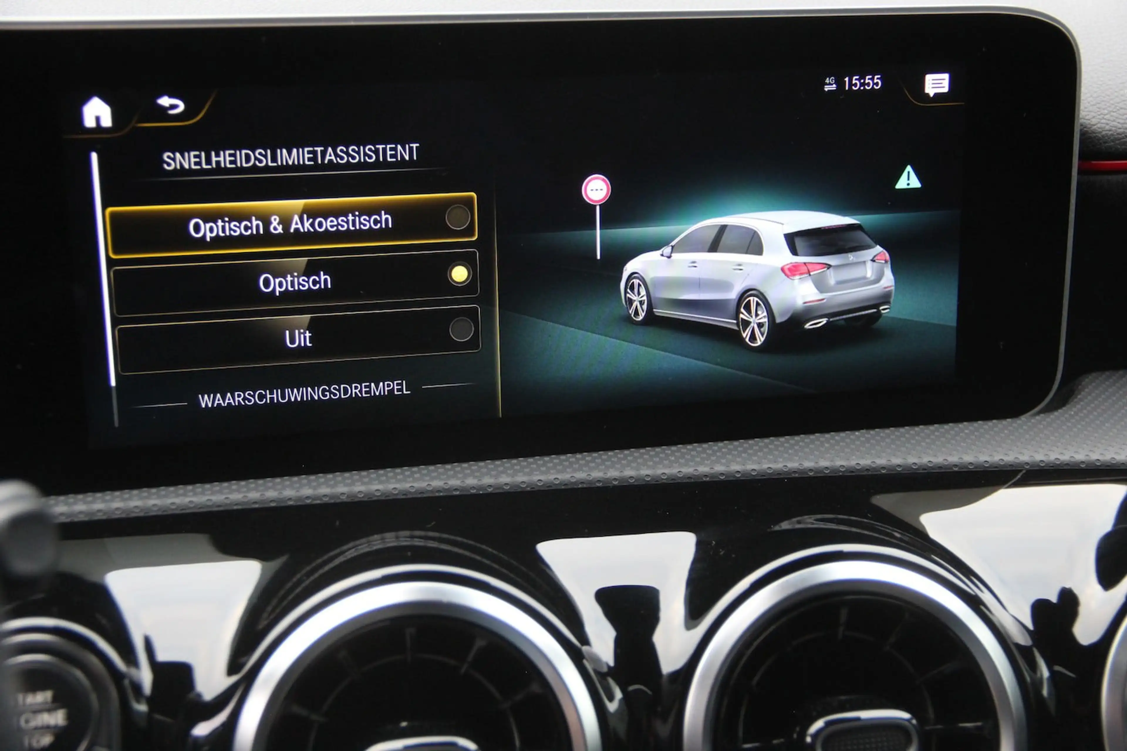 Mercedes-Benz A 180 Business | NL Auto | AMG | Pano-Dak | Camera | ECC — photo 18