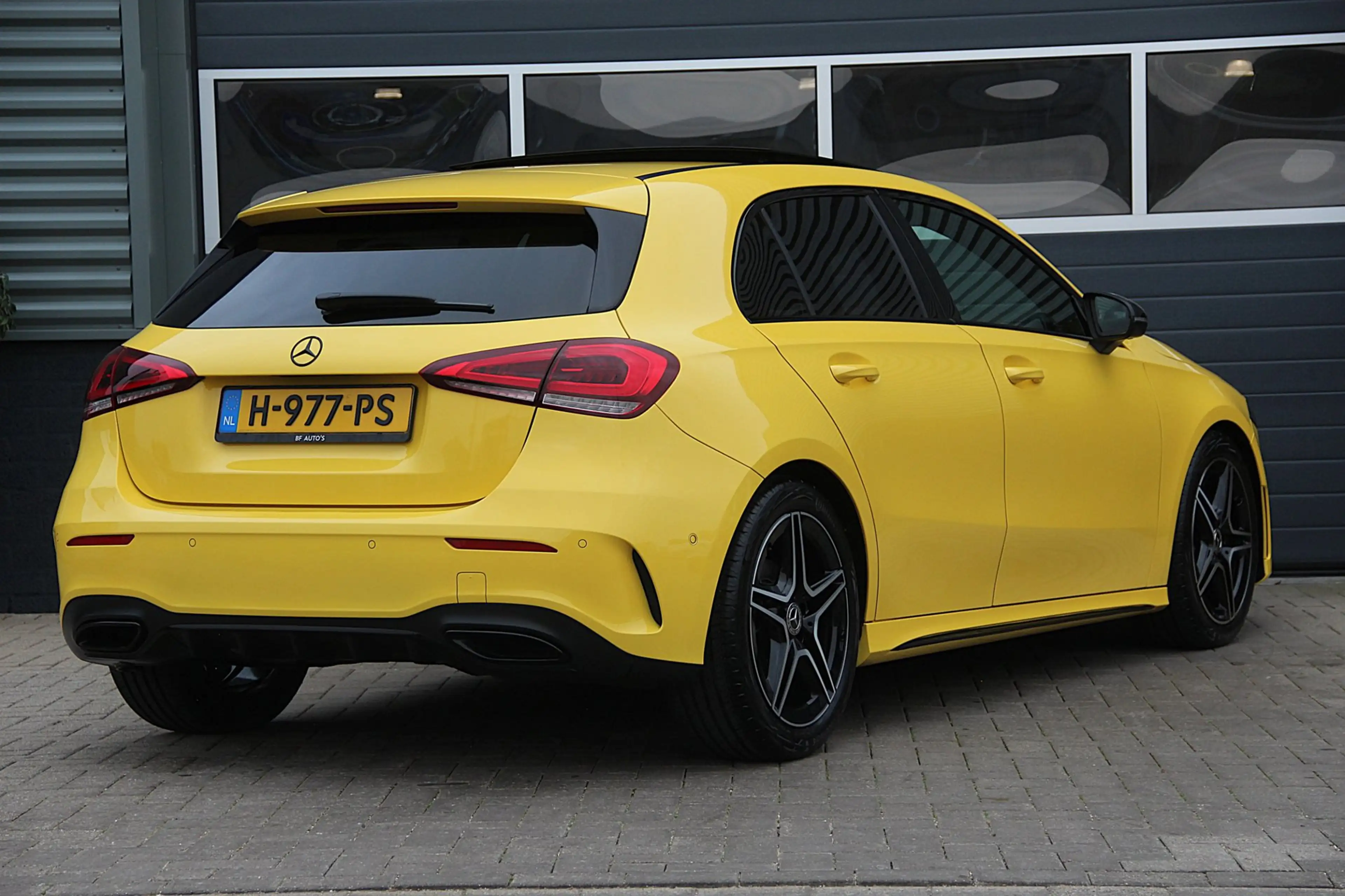 Mercedes-Benz A 180 Business | NL Auto | AMG | Pano-Dak | Camera | ECC — photo 26