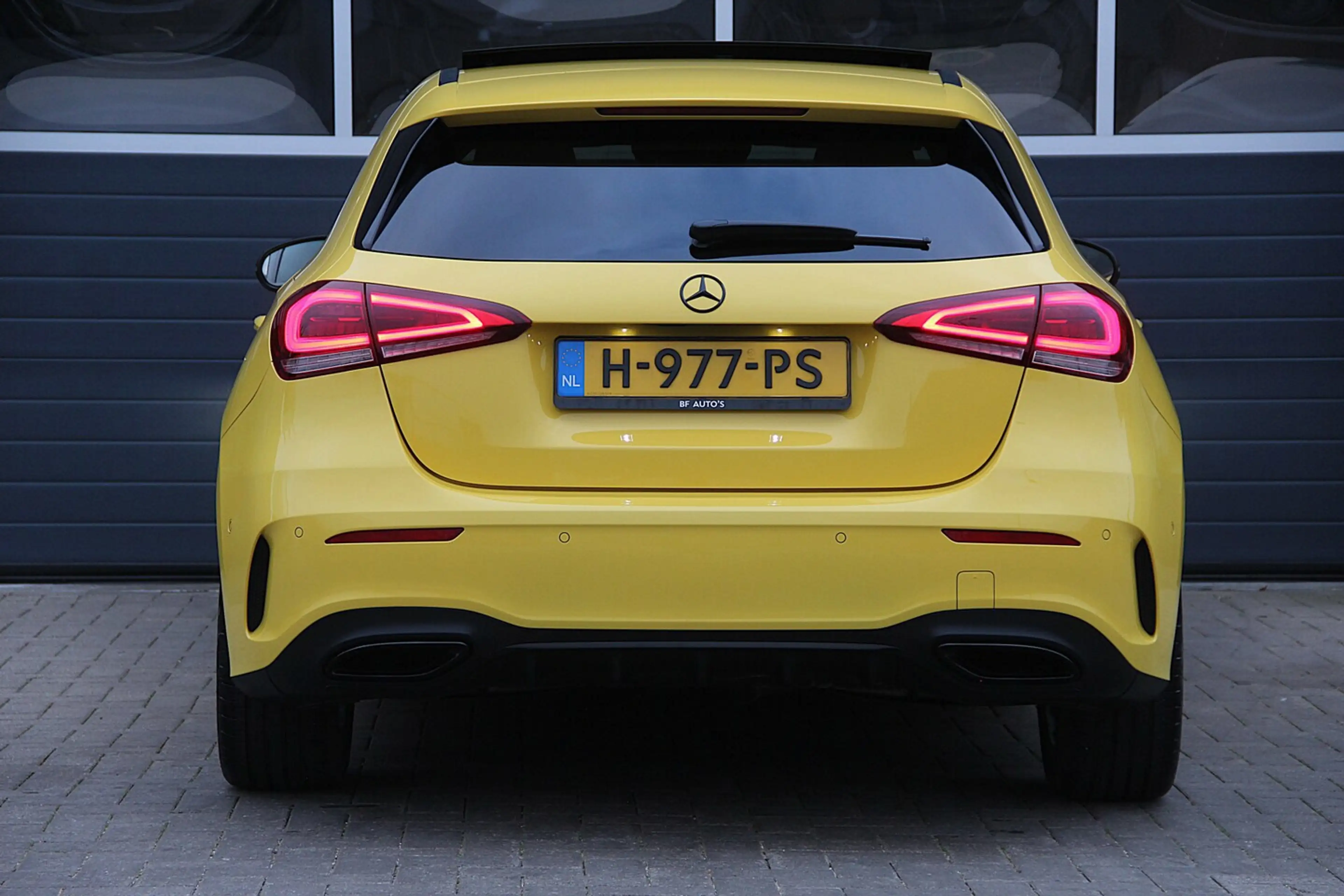 Mercedes-Benz A 180 Business | NL Auto | AMG | Pano-Dak | Camera | ECC — photo 6