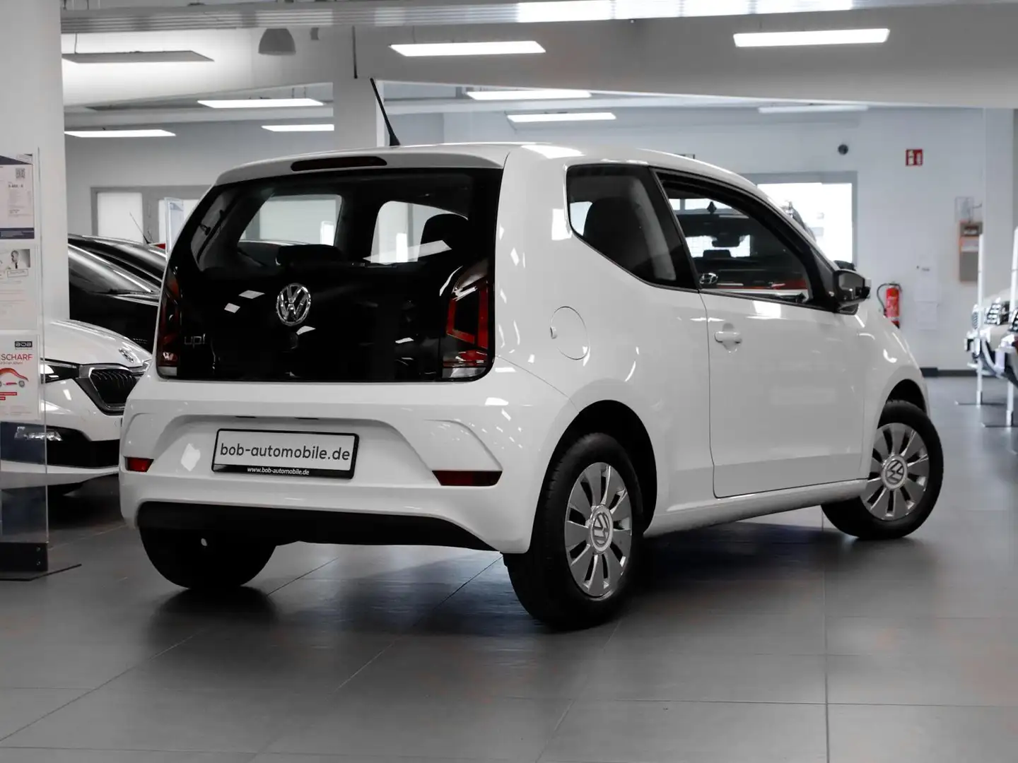 Volkswagen up! 1.0 Start-Stopp move BT TFL ZV USB Weiß - 2