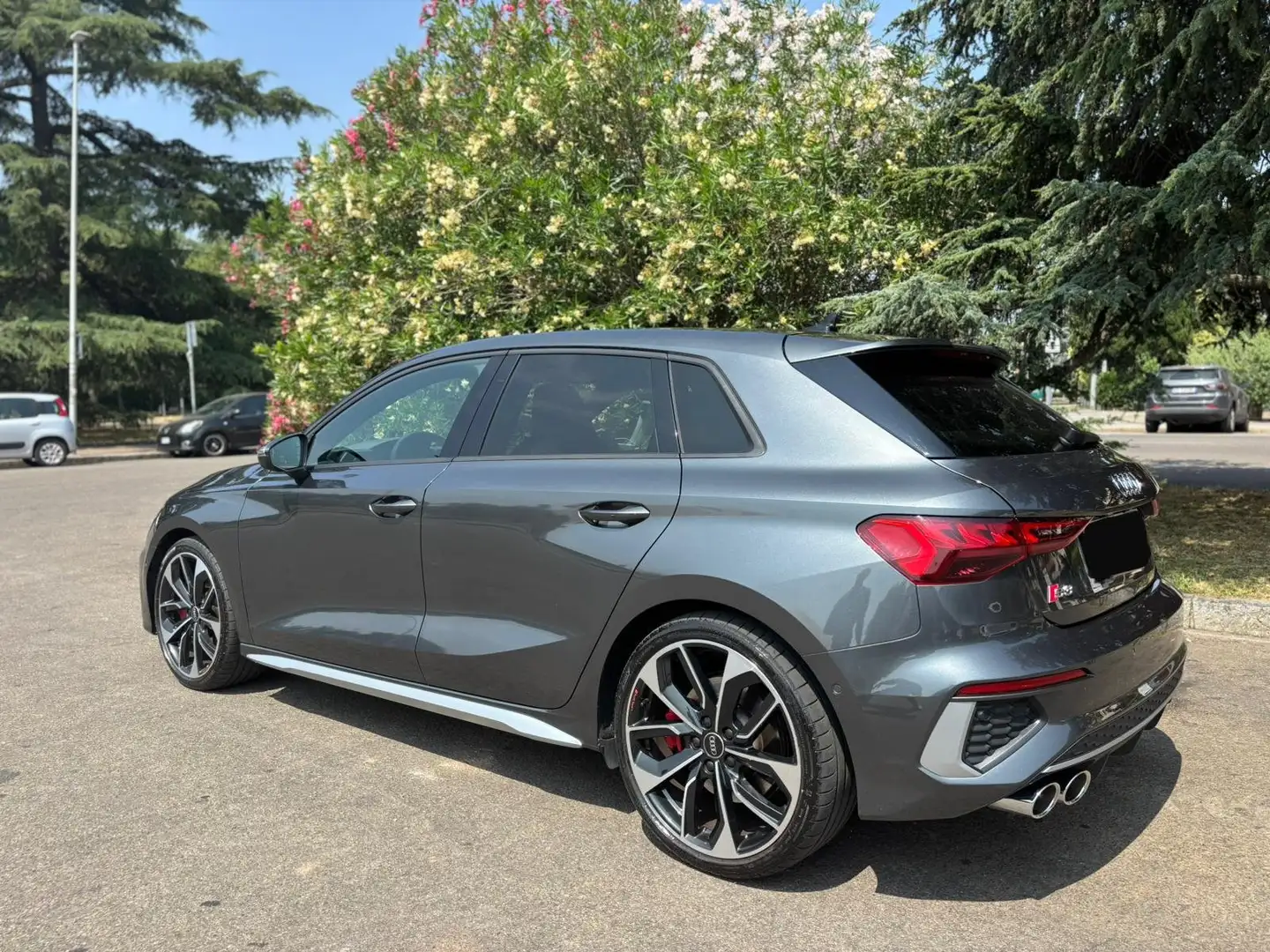Audi S3 Sportback 2.0 Sport Attitude quattro (DESCRIZIONE) Grijs - 2