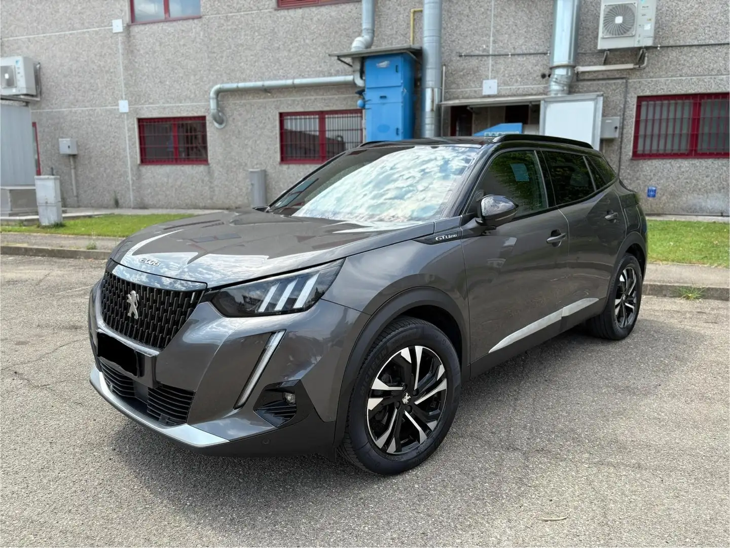 Peugeot 2008 GT LINE 1.2 puretech eat 8 (GARANZIA CINGHIA-TETTO Grigio - 1