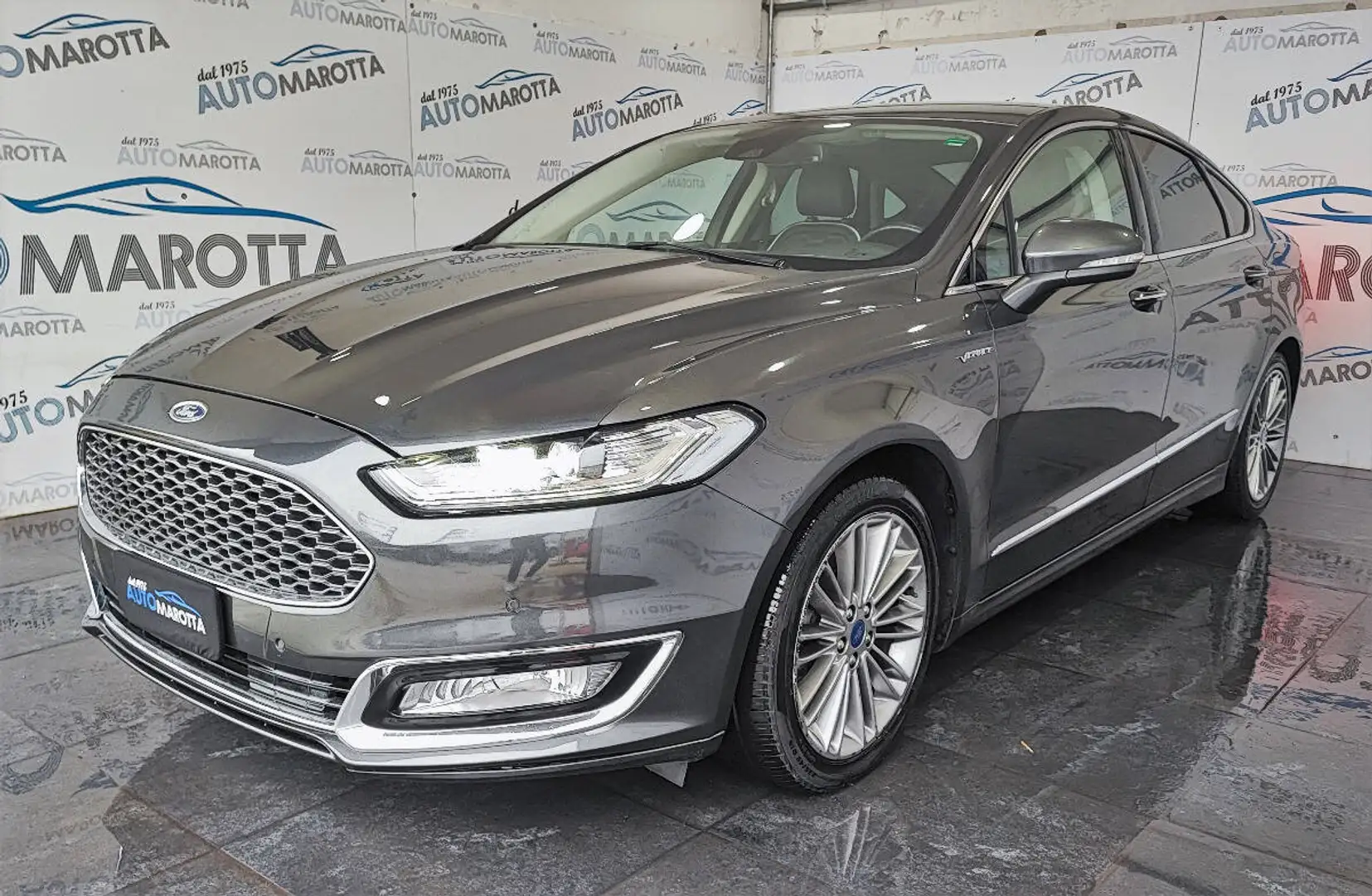 Ford Mondeo Mondeo 4p 2.0 hybrid Vignale PELLE! RETRO! SED.RISC! Grigio - 1