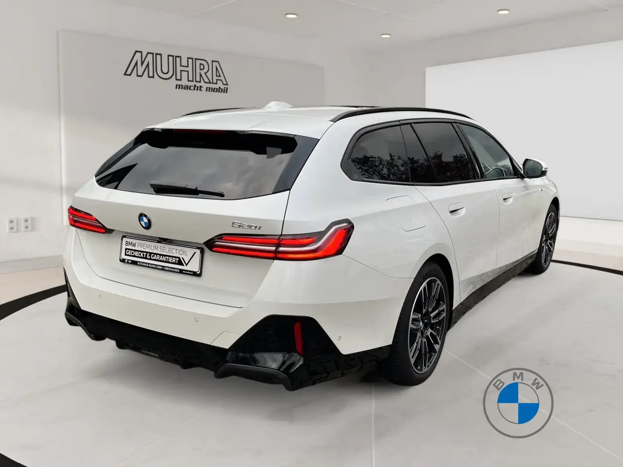 BMW 520 i Touring M Sport AHK Pano Memory Standhzg. H&K 5