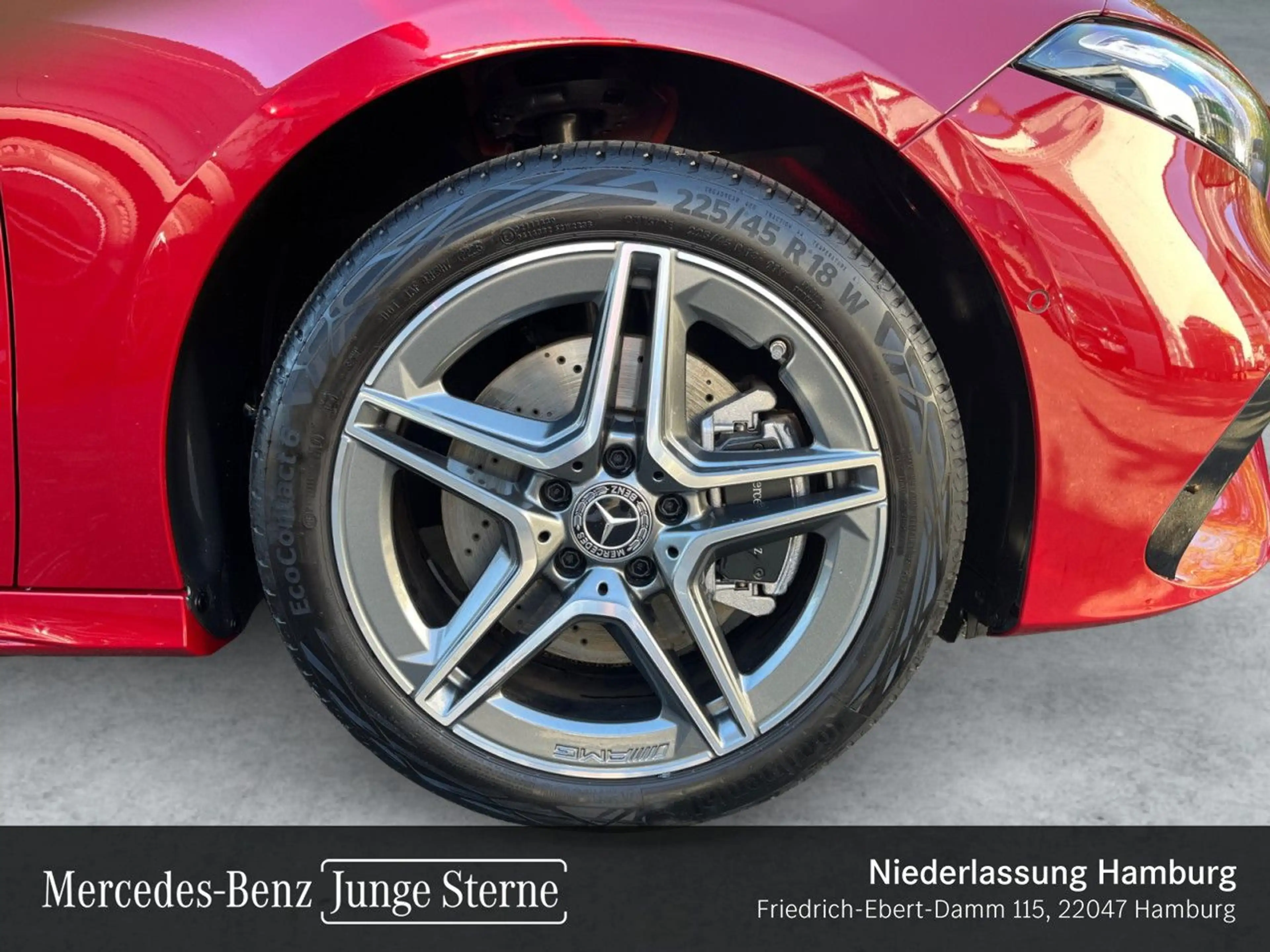 Mercedes-Benz A 250 e AMG+LED+KAMERA+KEYLESS+8G — photo 3