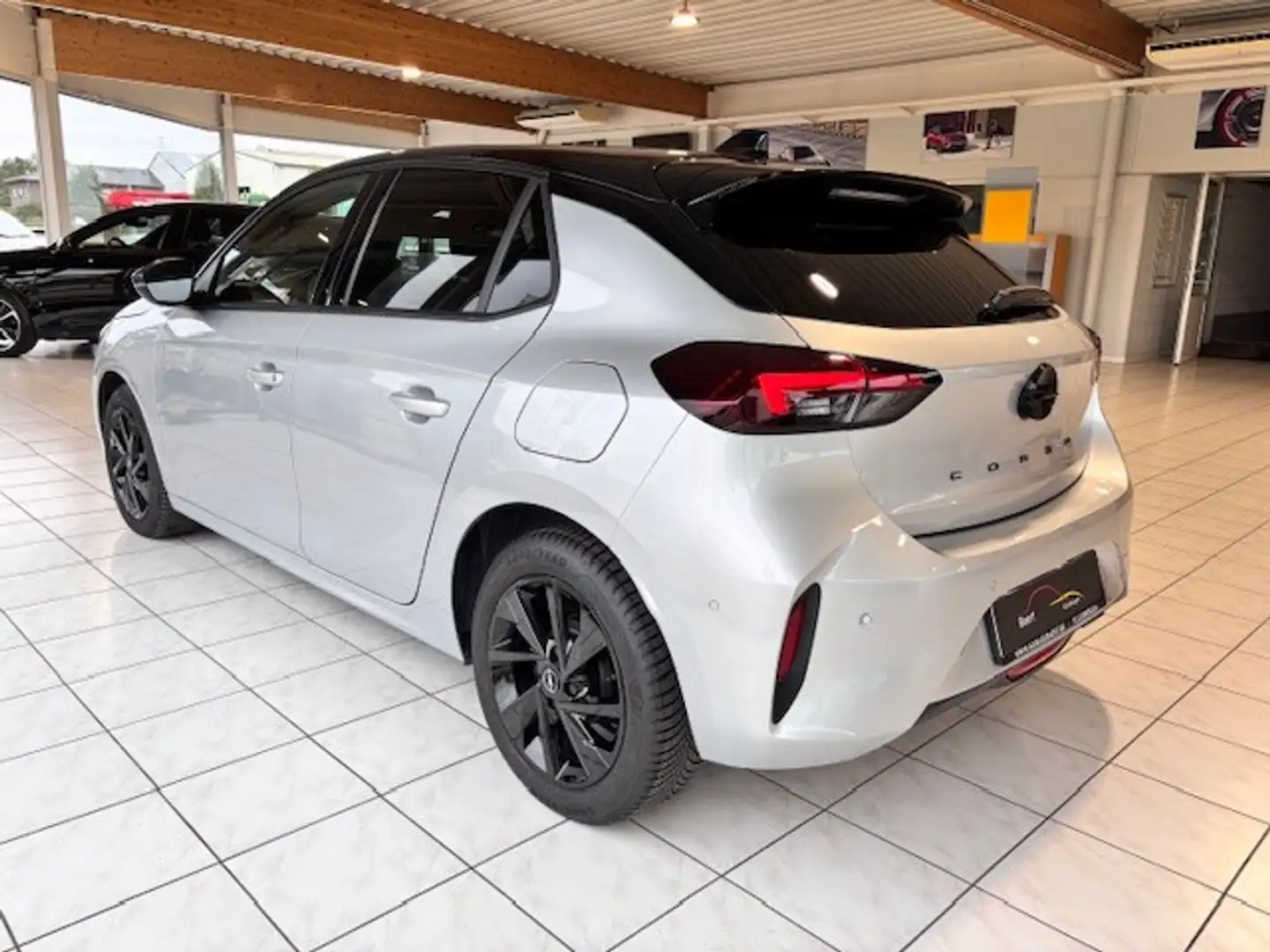 Opel Corsa CORSA GS-LINE/GPS/Camera/Carplay Gris - 2