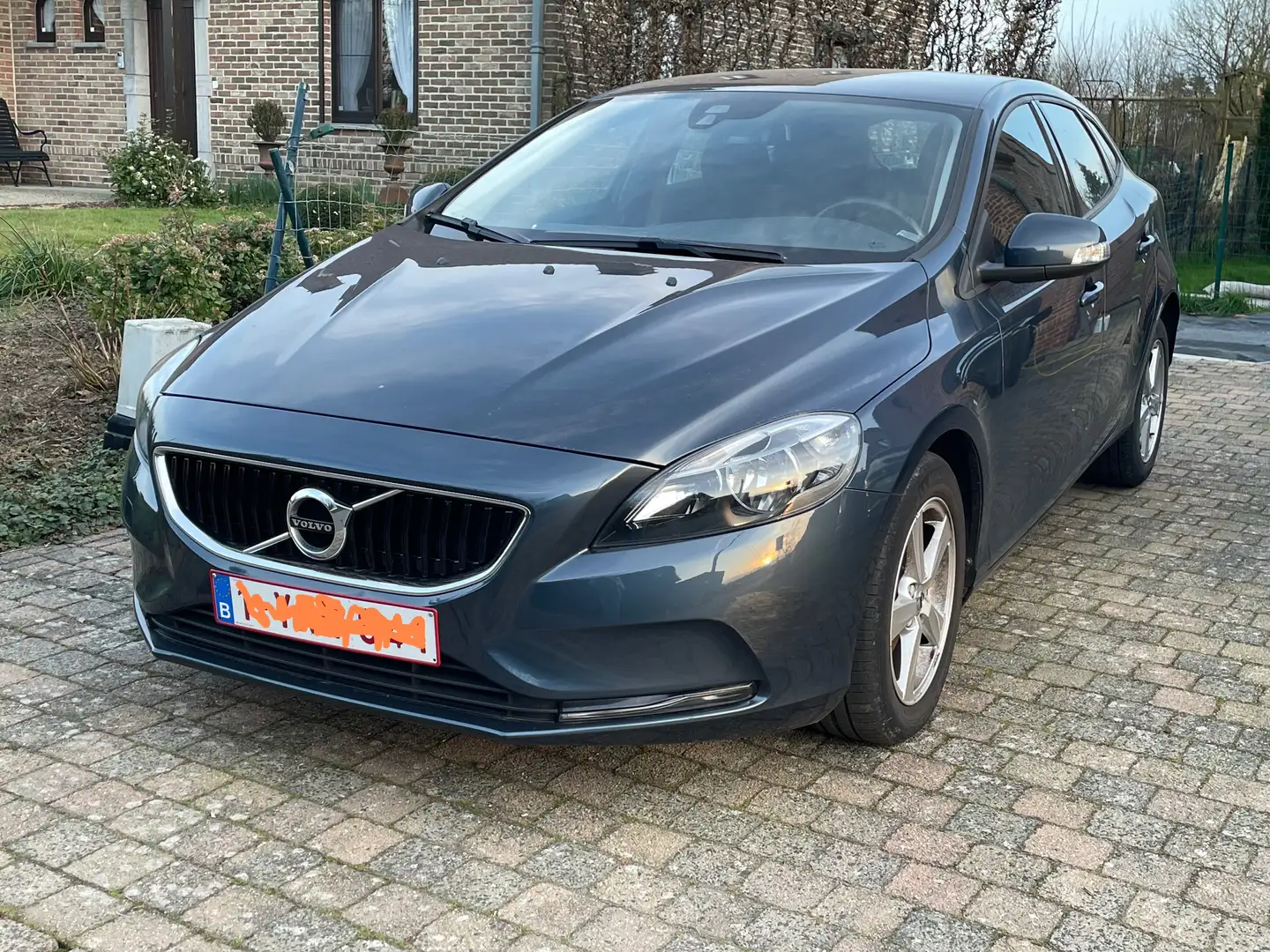 Volvo V40 V40 D2 Kinetic Blauw - 1
