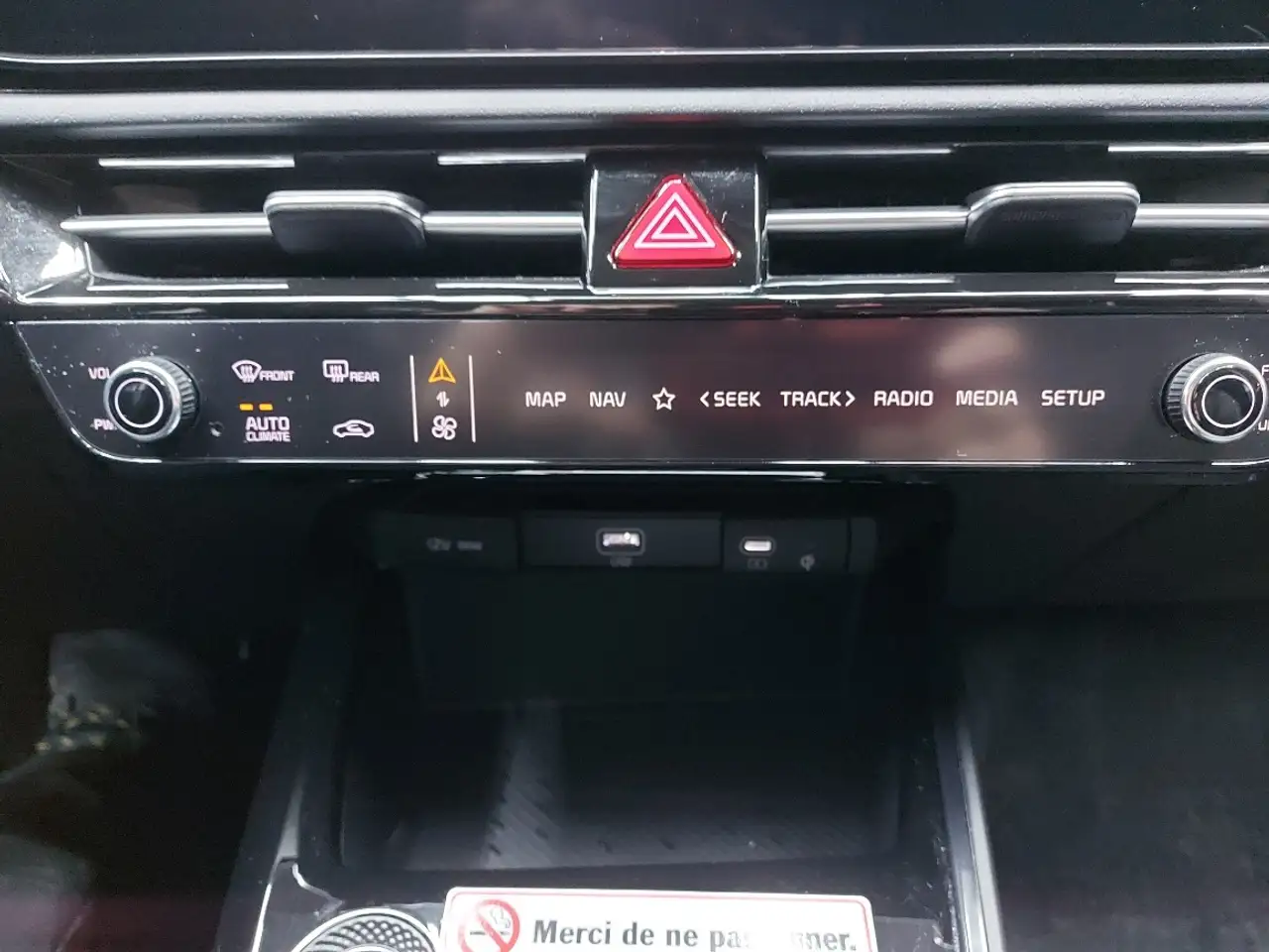 Kia Niro снимка Kia Niro