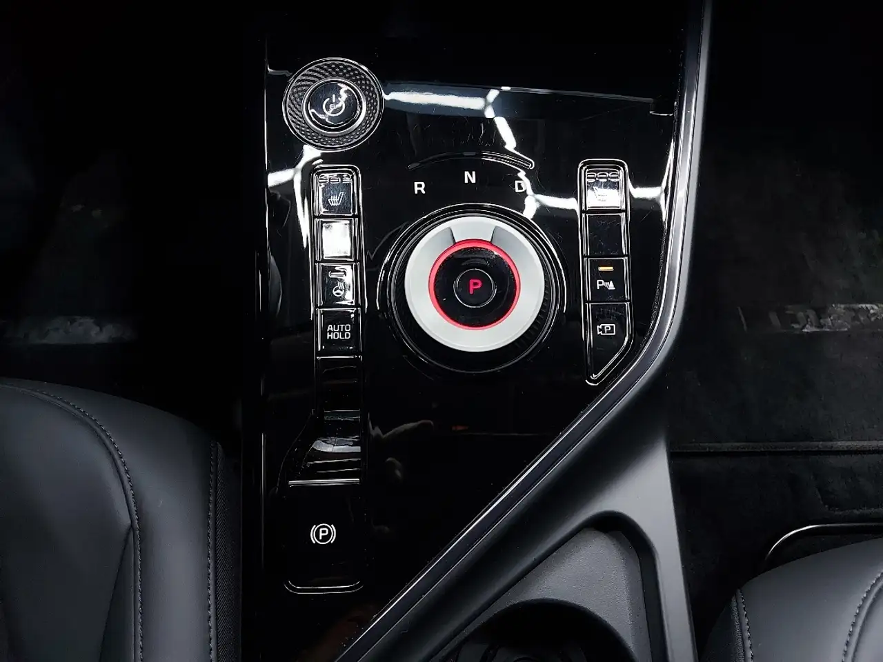 Kia Niro снимка Kia Niro
