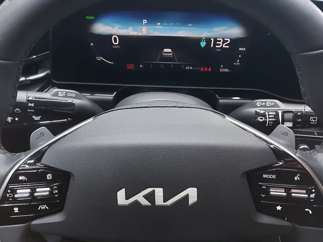 Kia Niro снимка Kia Niro