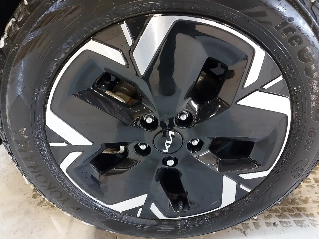 Kia Niro снимка Kia Niro