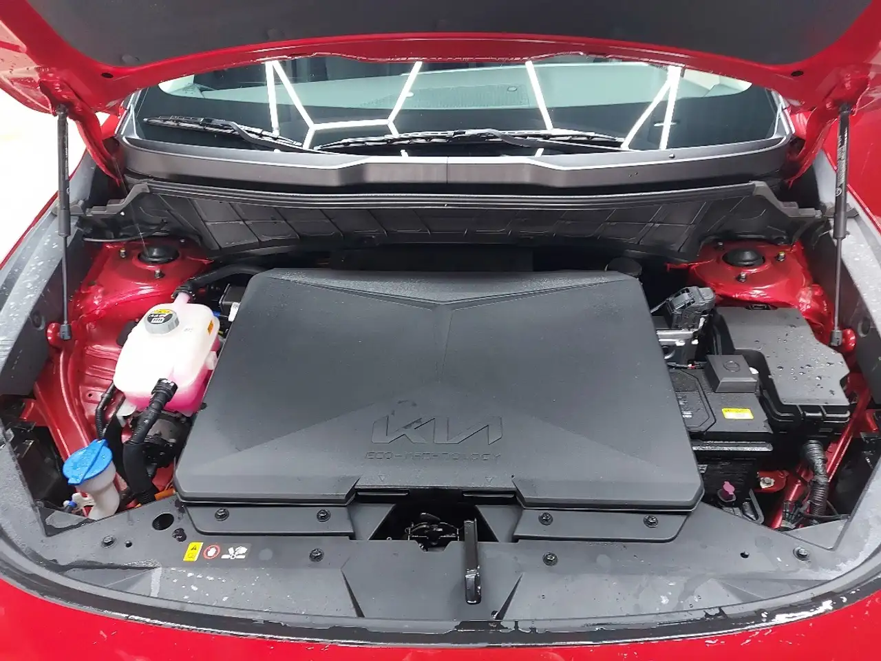 Kia Niro снимка Kia Niro