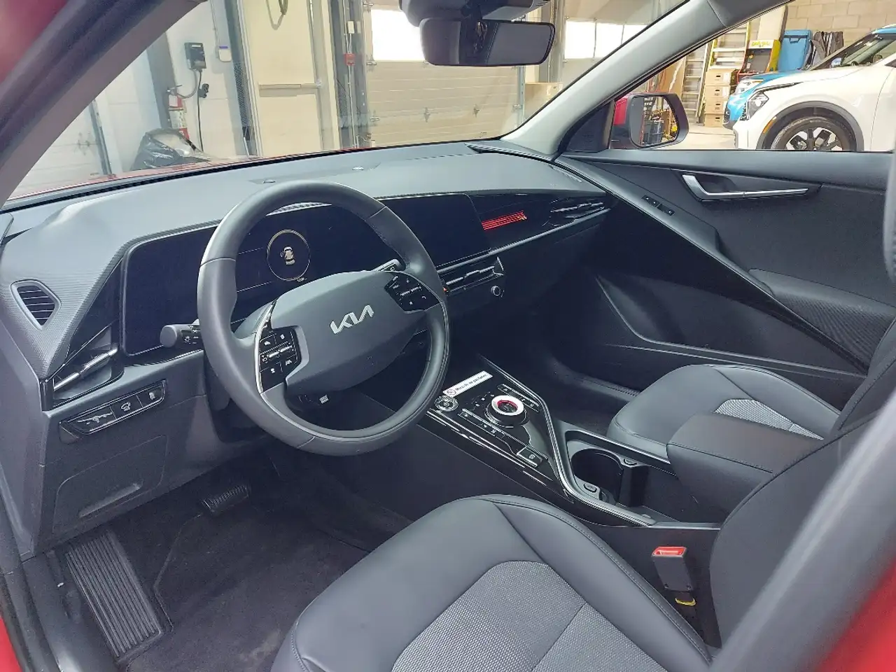 Kia Niro снимка Kia Niro