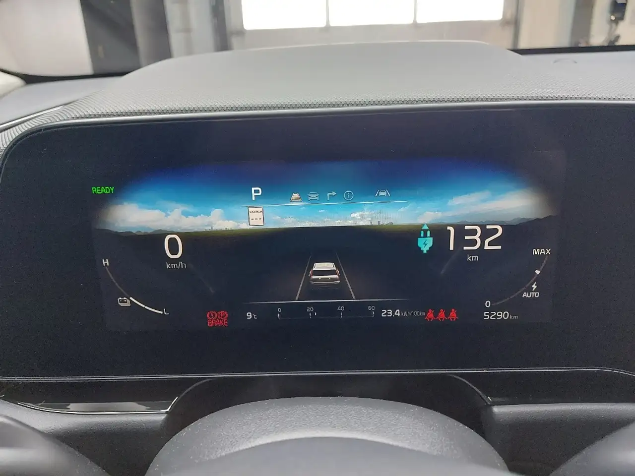 Kia Niro снимка Kia Niro