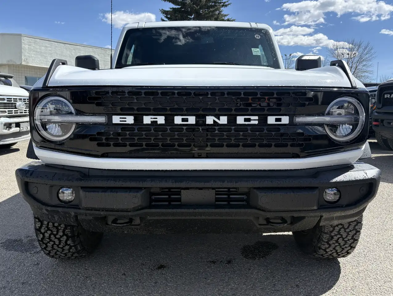 Ford Bronco снимка Ford Bronco