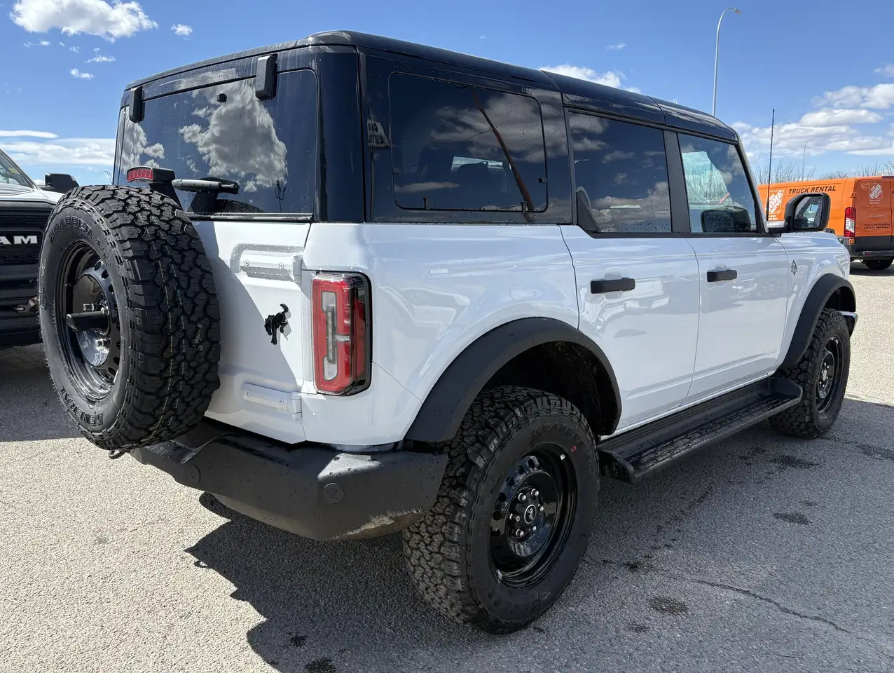 Ford Bronco снимка Ford Bronco