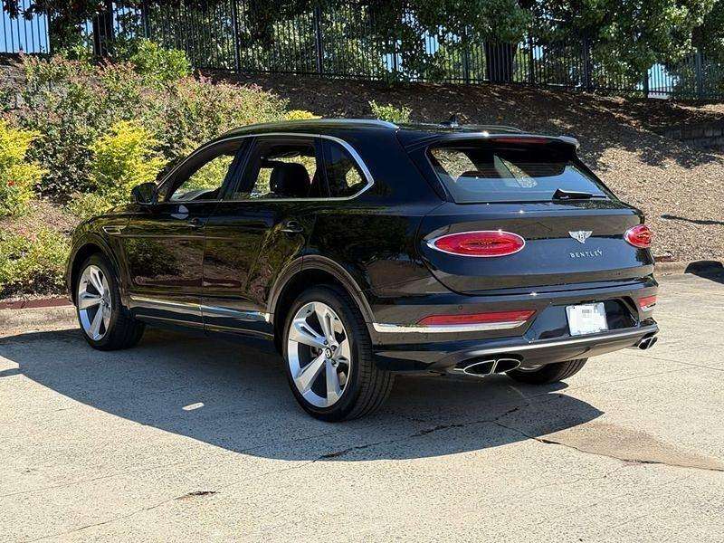 2024 Bentley Bentayga V8 — снимка 1