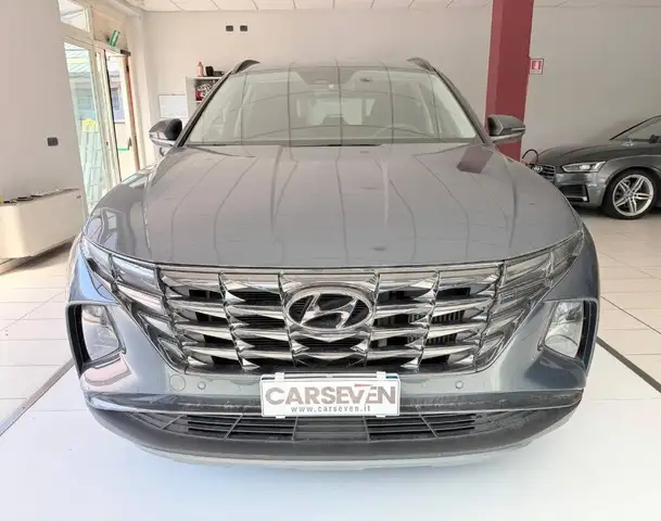 Hyundai Tucson view 2