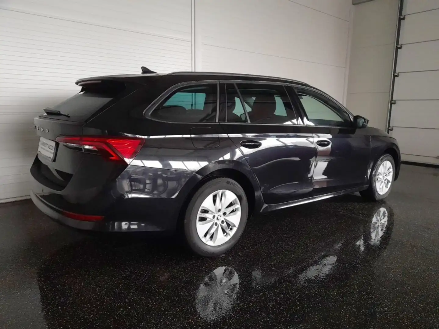 Skoda Octavia Combi 2,0 TDI DSG *LED & DYN BLINKER / VIRTUELL / NAVI / AHV / ACC / KEYLESS* Schwarz - 2