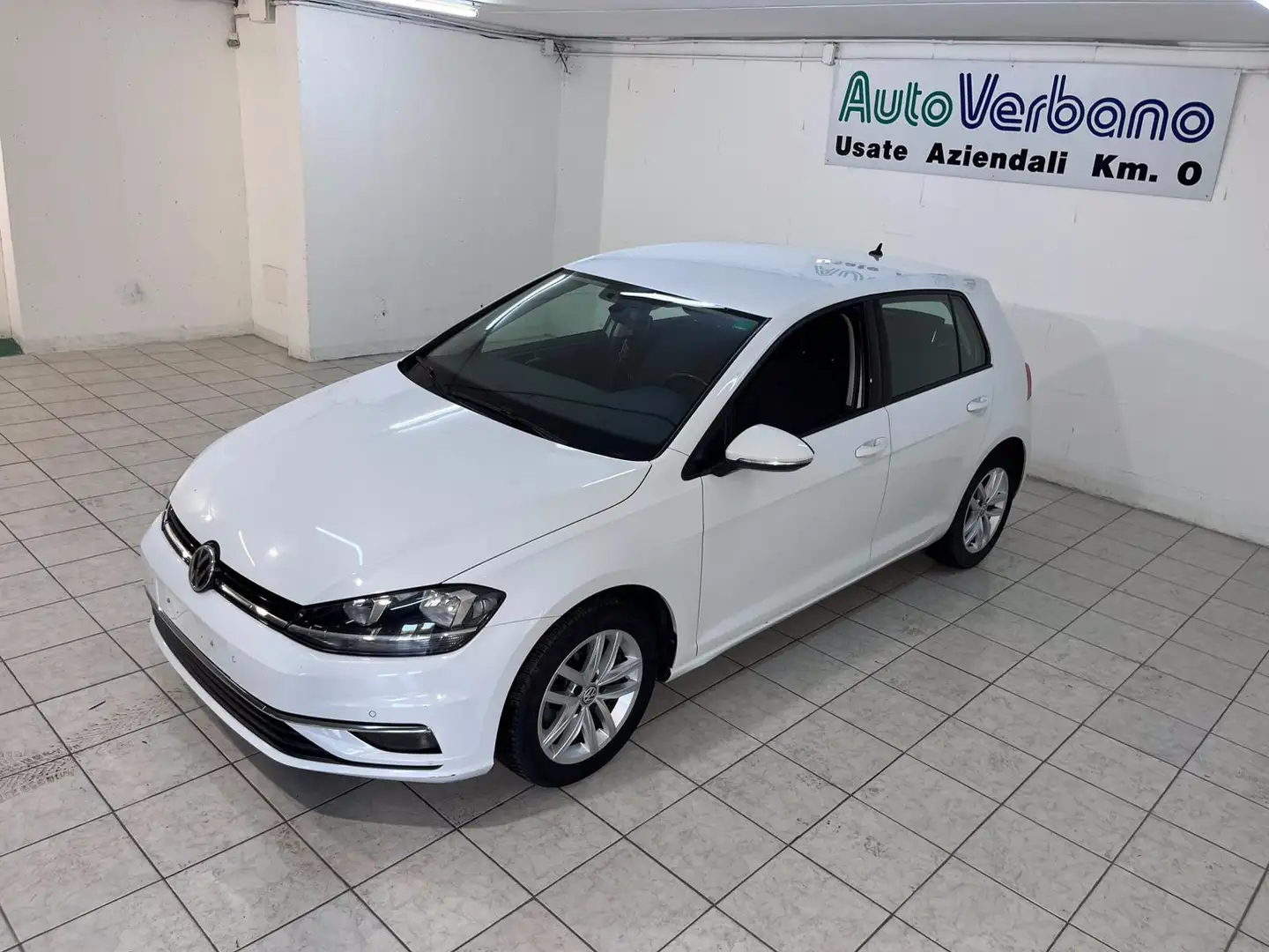 Volkswagen Golf Golf 5p 1.6 tdi Executive 115cv dsg Blanc - 2