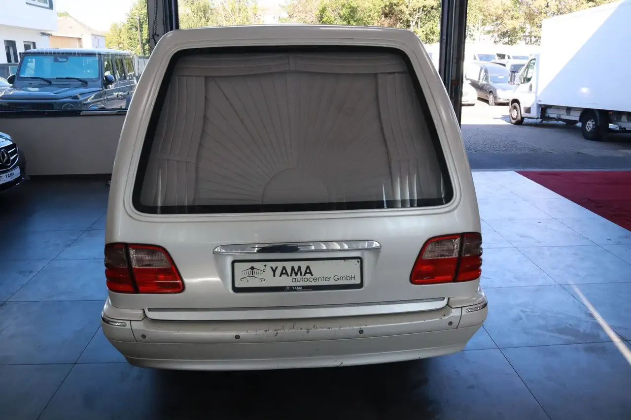 Mercedes-Benz E 270 Debesta Bestattungswagen / Leichenwagen, foto 6