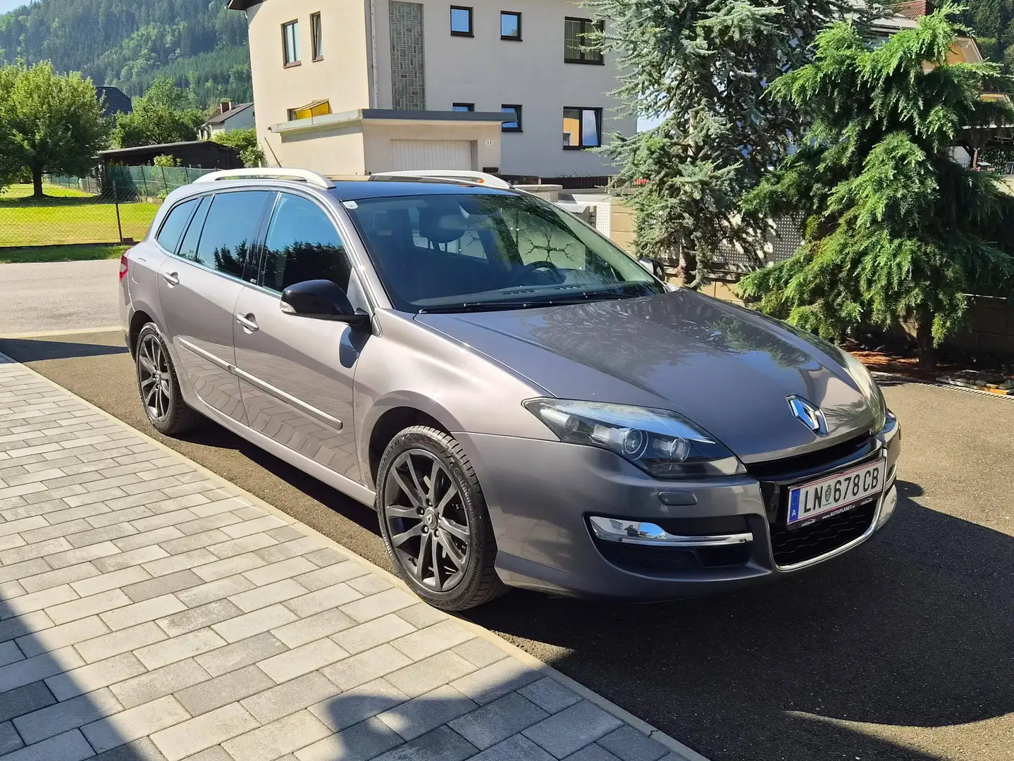 Renault Laguna Laguna Grandtour Intens dCi 175 Aut. Intens Grau - 2