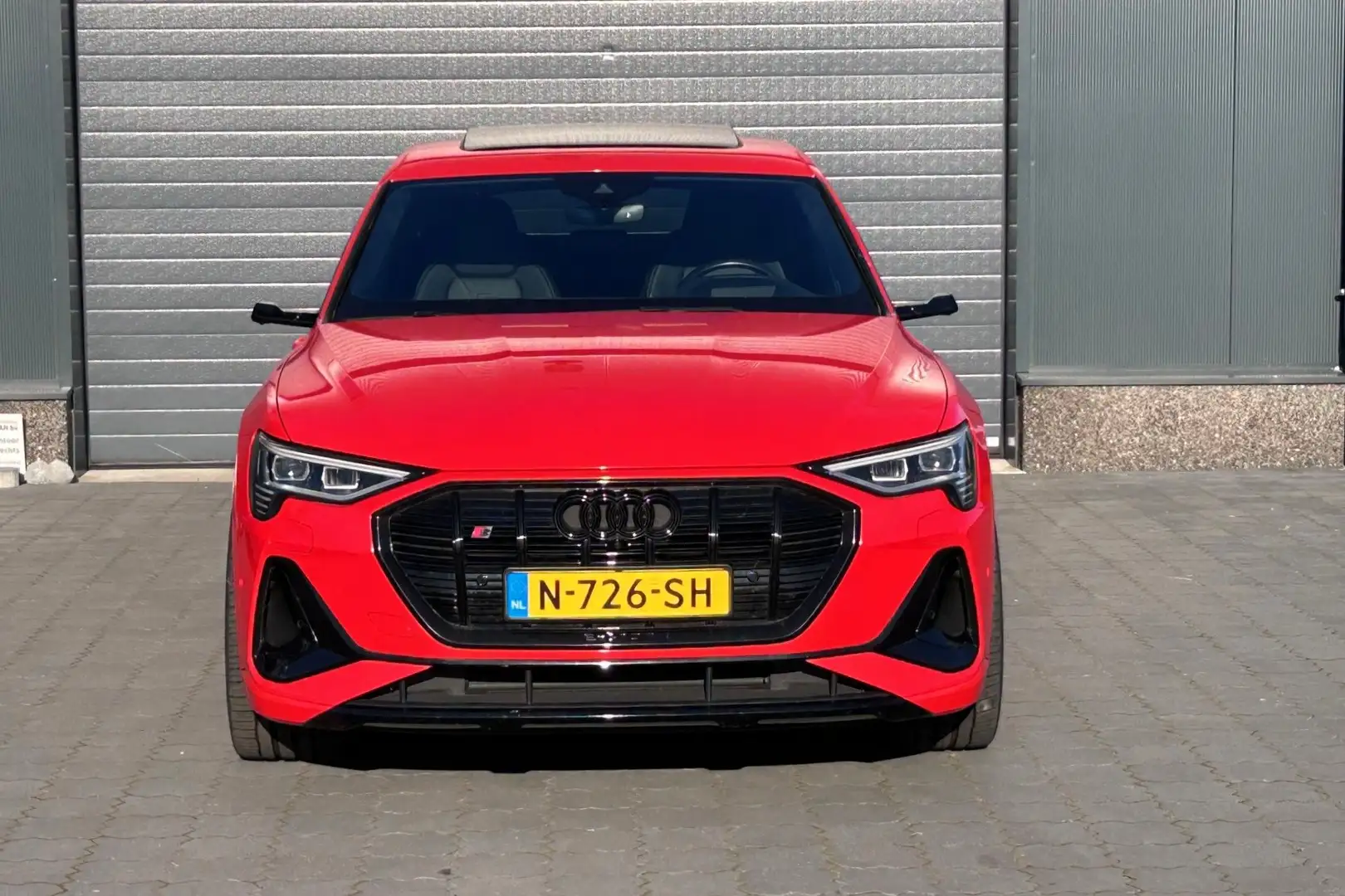 Audi e-tron Sportback 55 quattro S-Line 95 kWh RS stoelen PANO Rood - 2