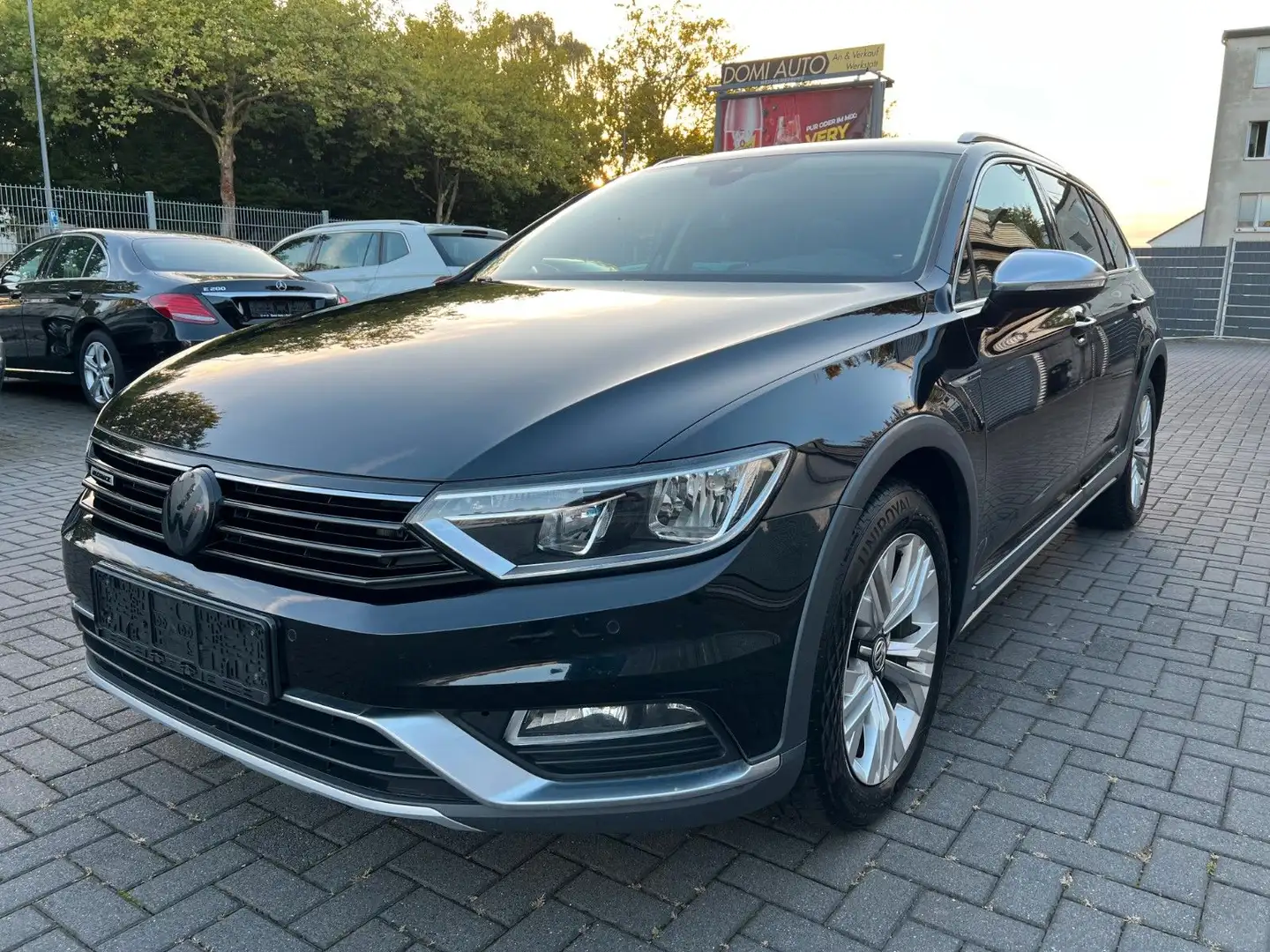 Volkswagen Passat Variant Alltrack BMT/Start-Stopp 4Motion Schwarz - 1