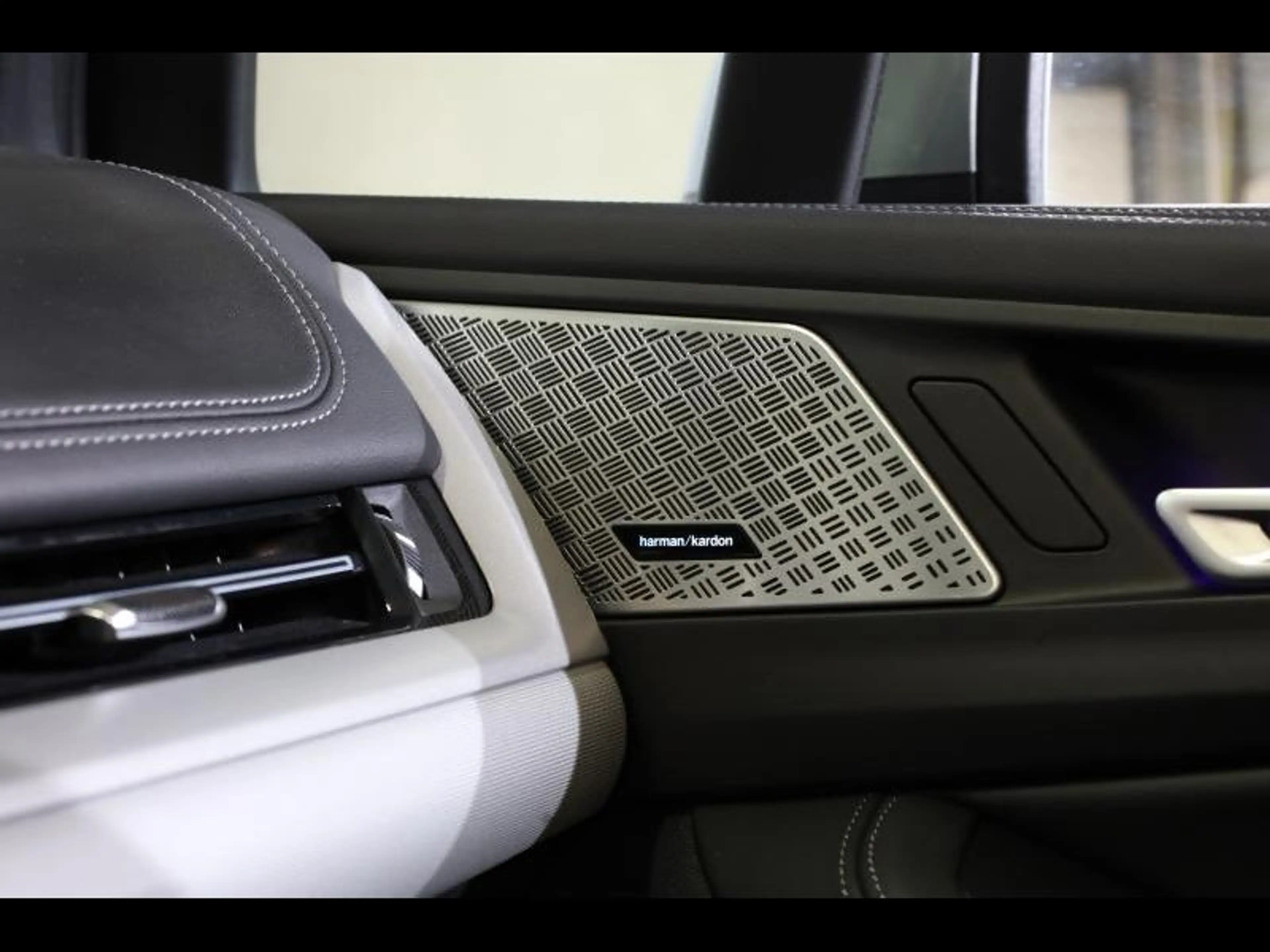BMW 216 i Active Tourer — photo 15
