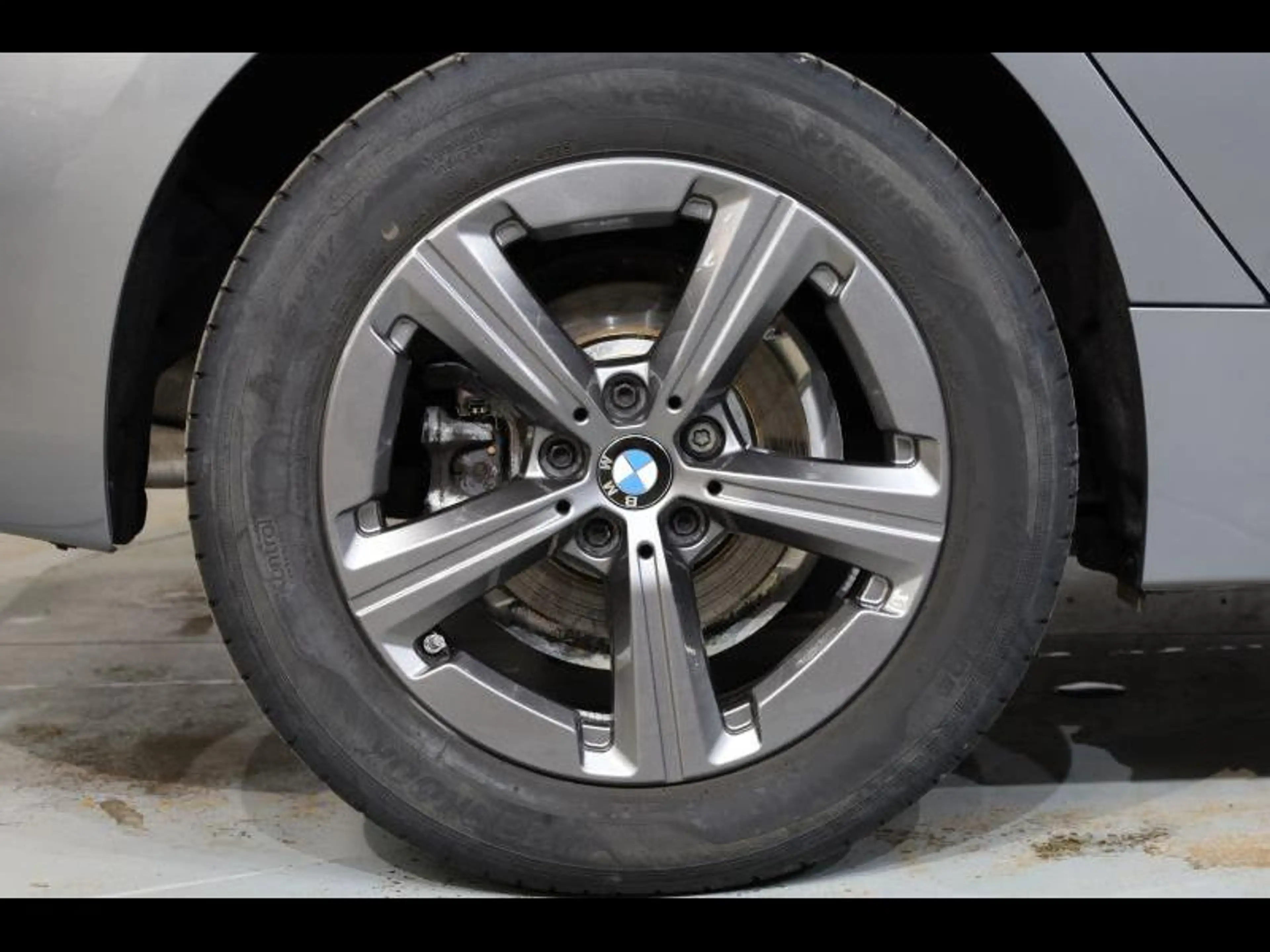 BMW 216 i Active Tourer — photo 8