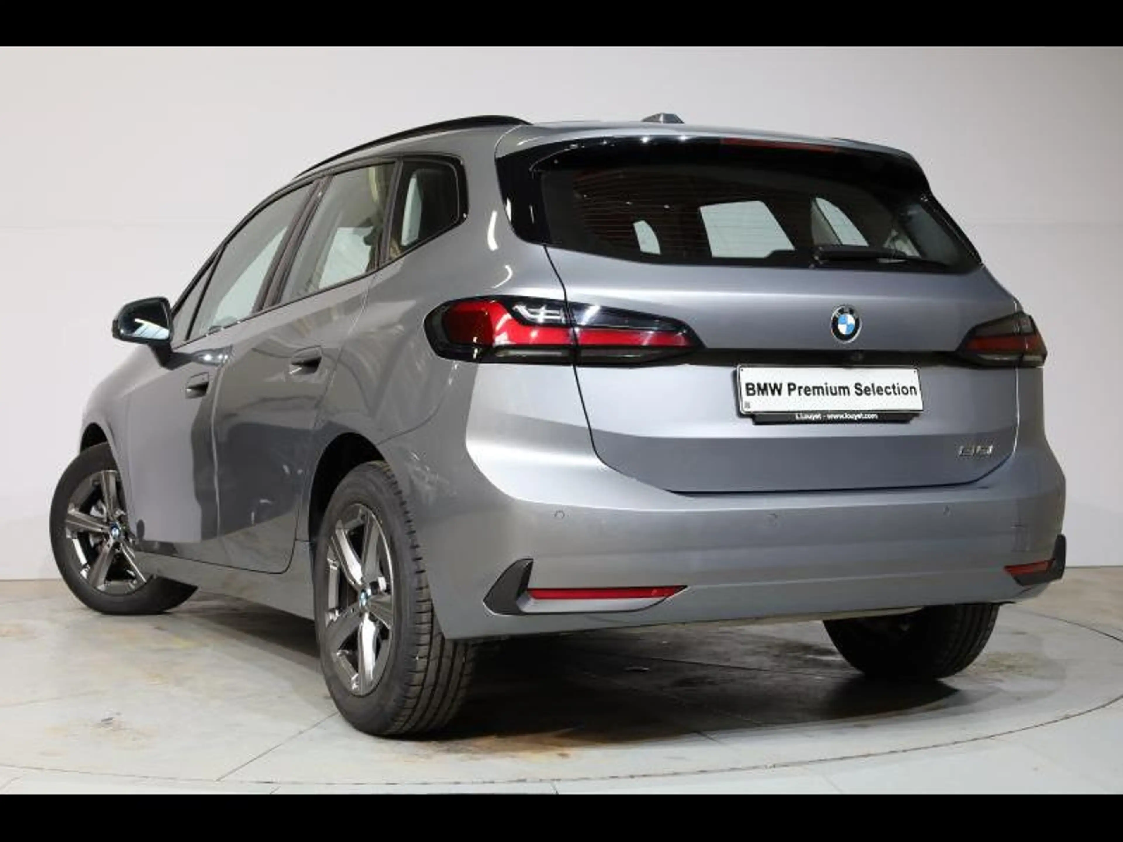BMW 216 i Active Tourer — photo 5